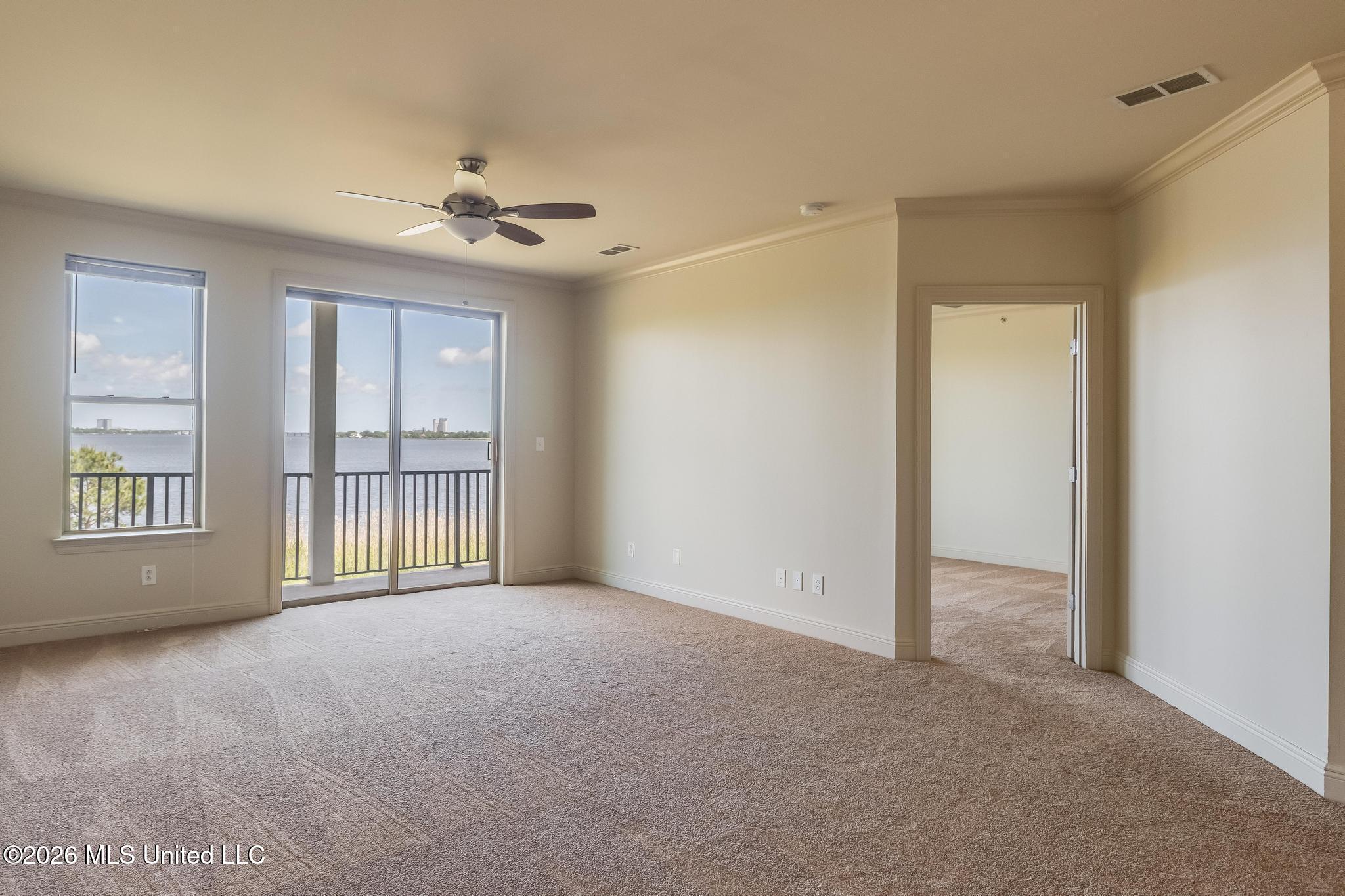 630 Bay Cove Drive Property Photo 11