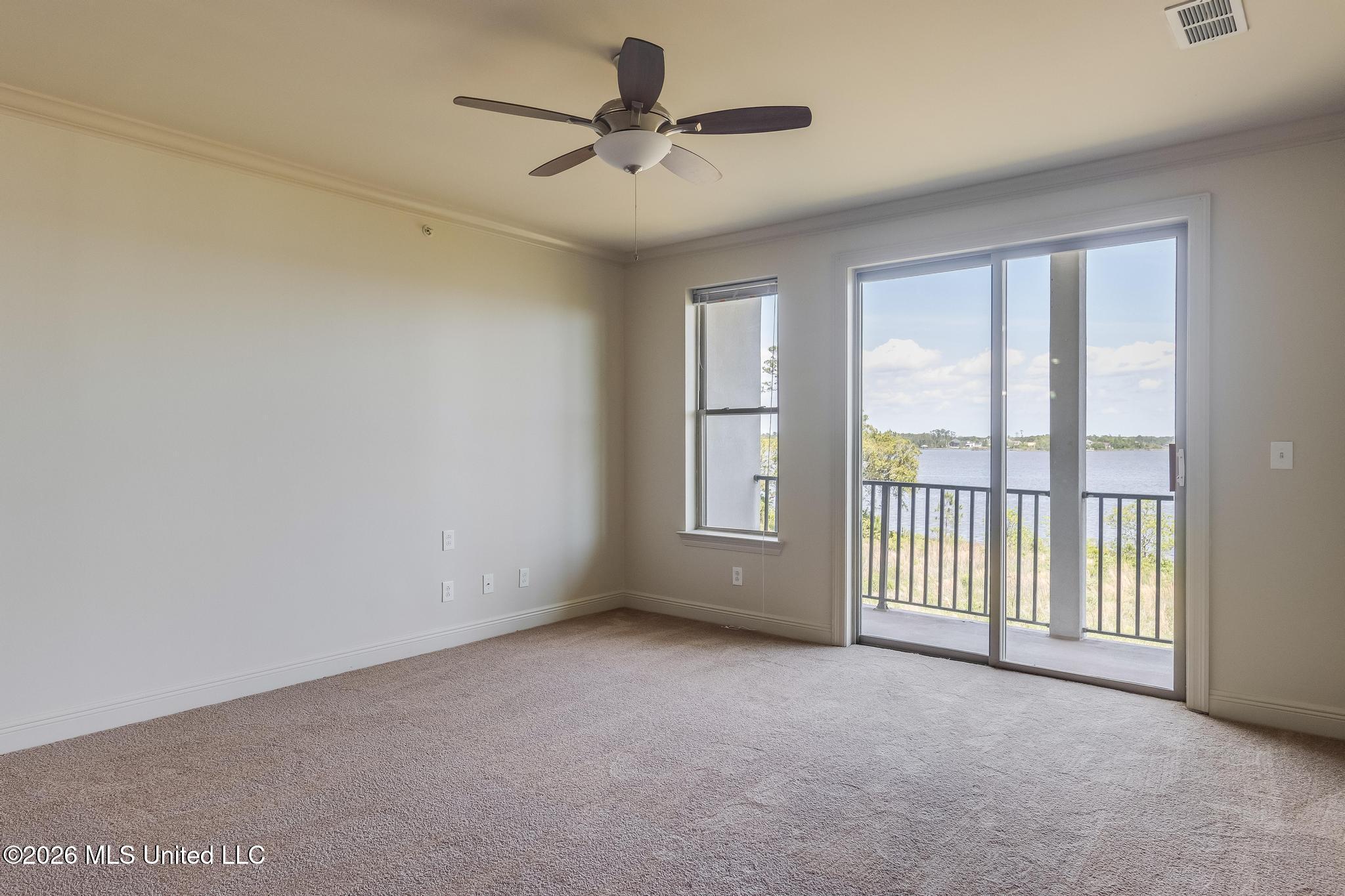 630 Bay Cove Drive Property Photo 13