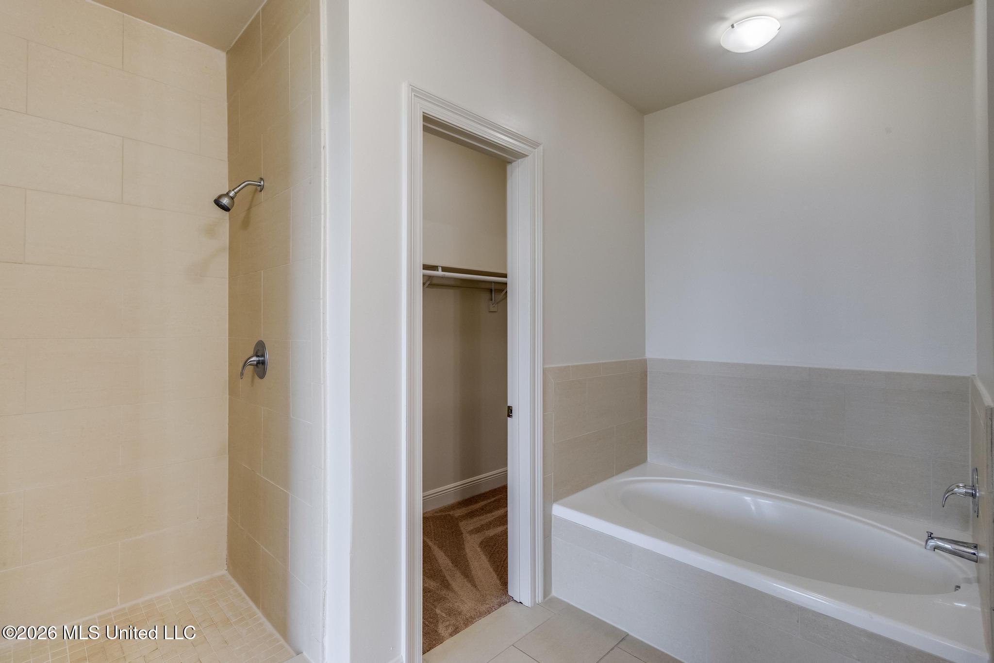 630 Bay Cove Drive Property Photo 17