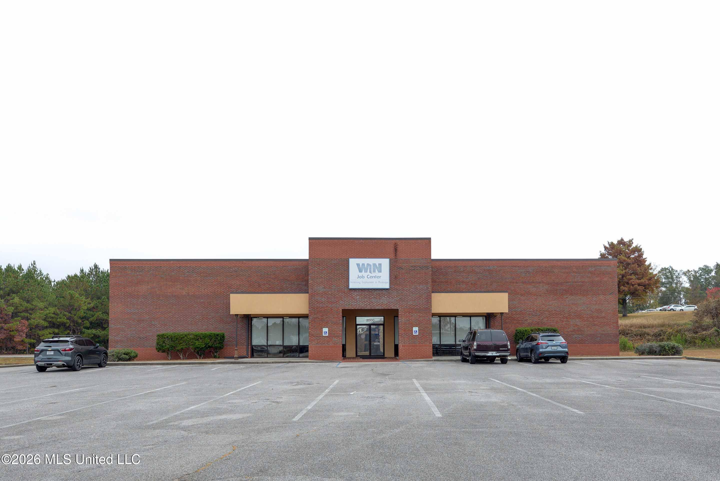 2000 N Highway 19 Property Photo 1