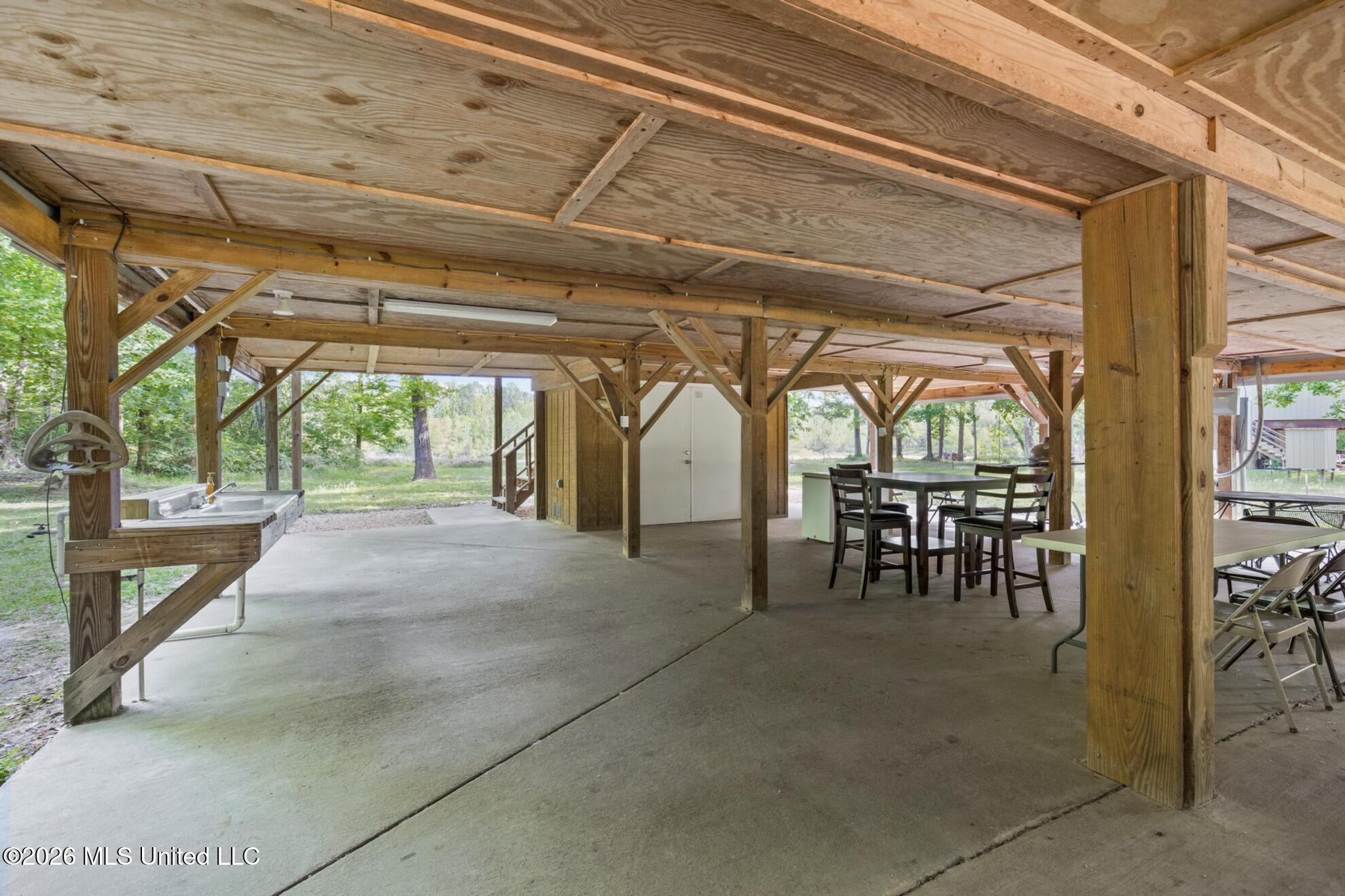 143 Ralph's Drive Property Photo 26