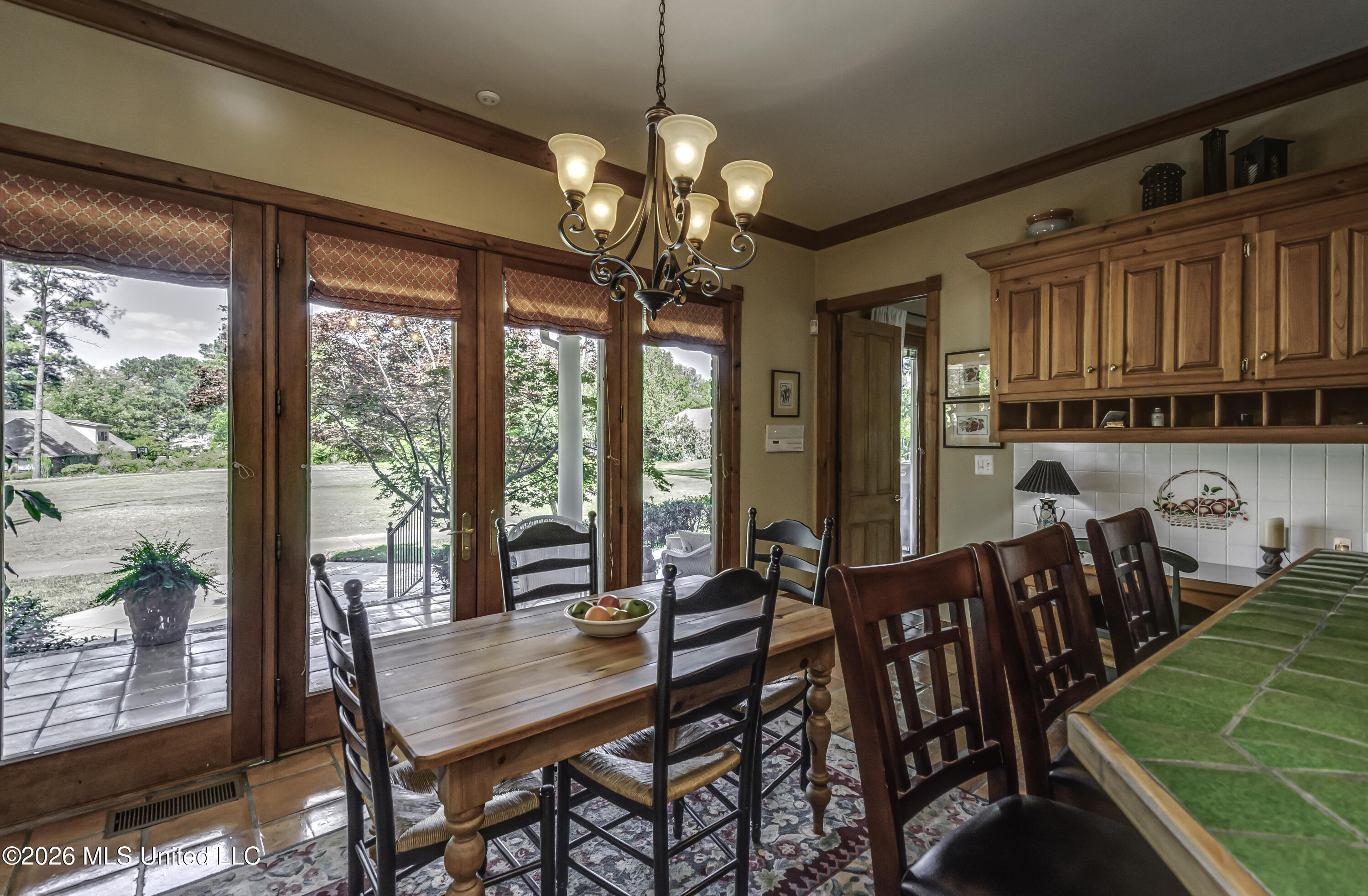 106 Whisper Ridge Drive Property Photo 16