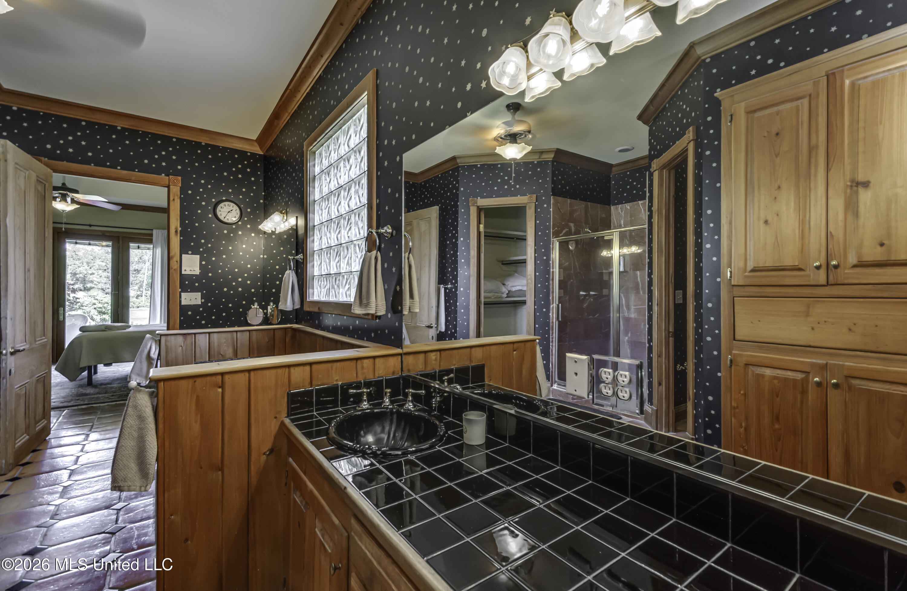 106 Whisper Ridge Drive Property Photo 30