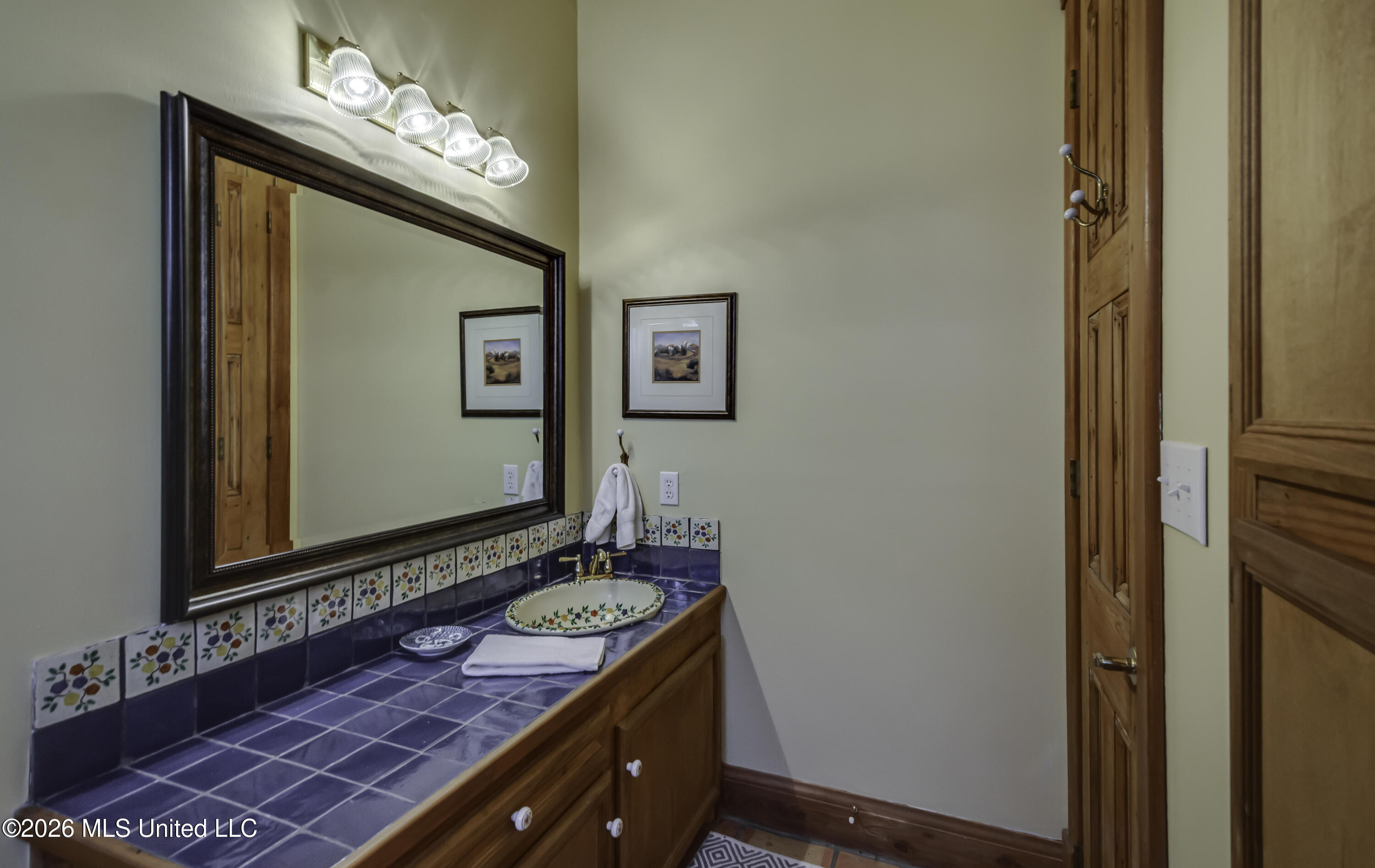106 Whisper Ridge Drive Property Photo 34