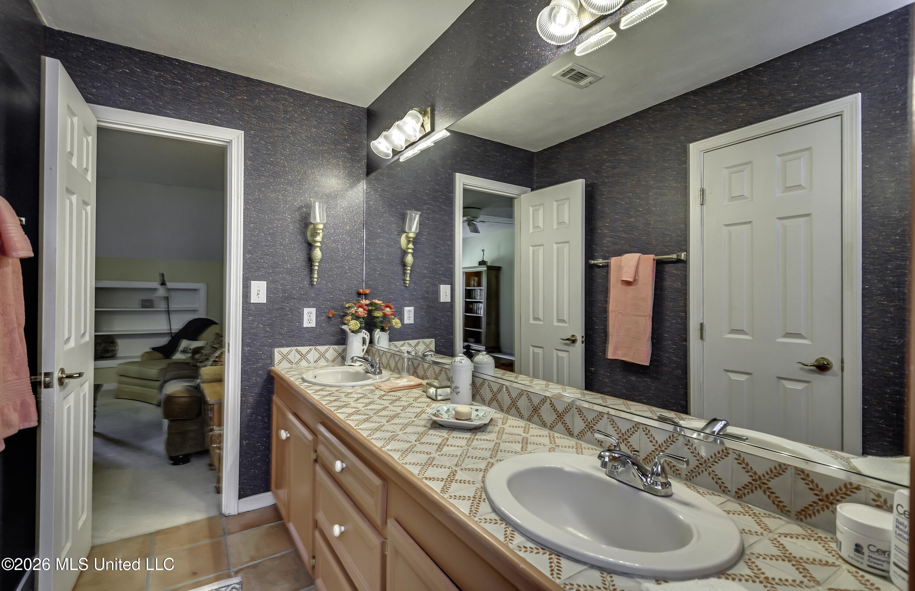 106 Whisper Ridge Drive Property Photo 42