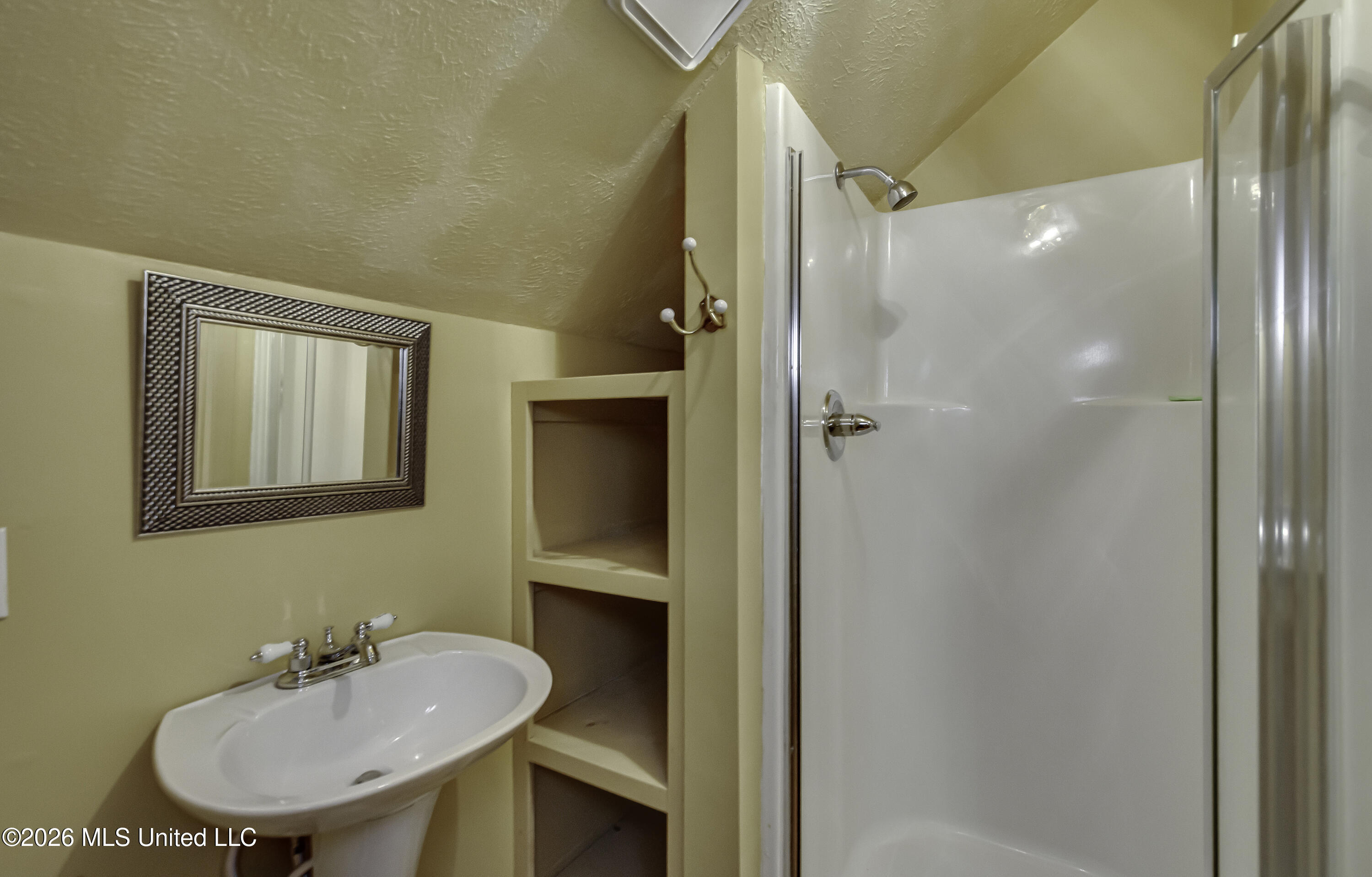 106 Whisper Ridge Drive Property Photo 54
