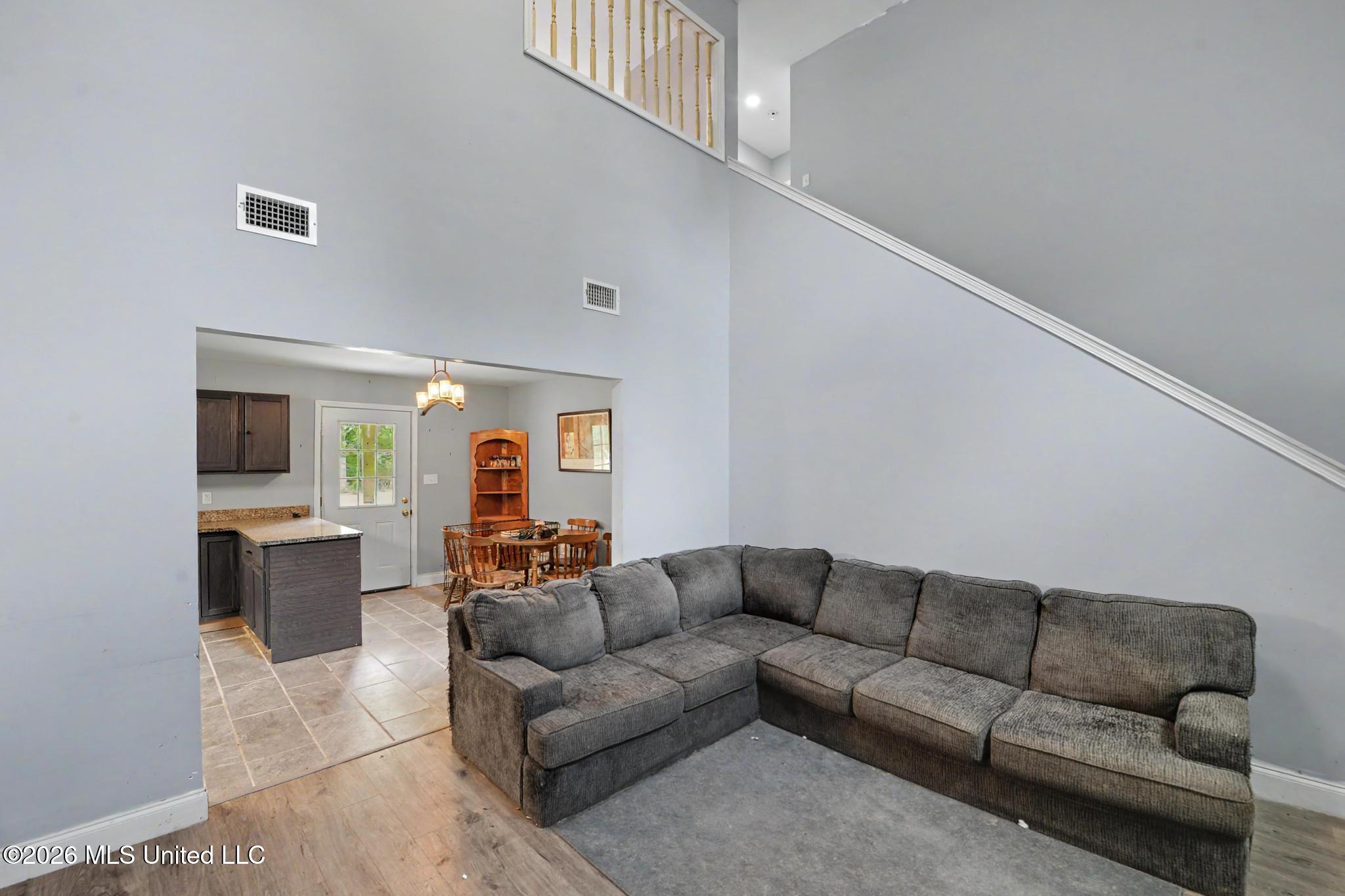 13237 Cable Bridge Road Property Photo 5