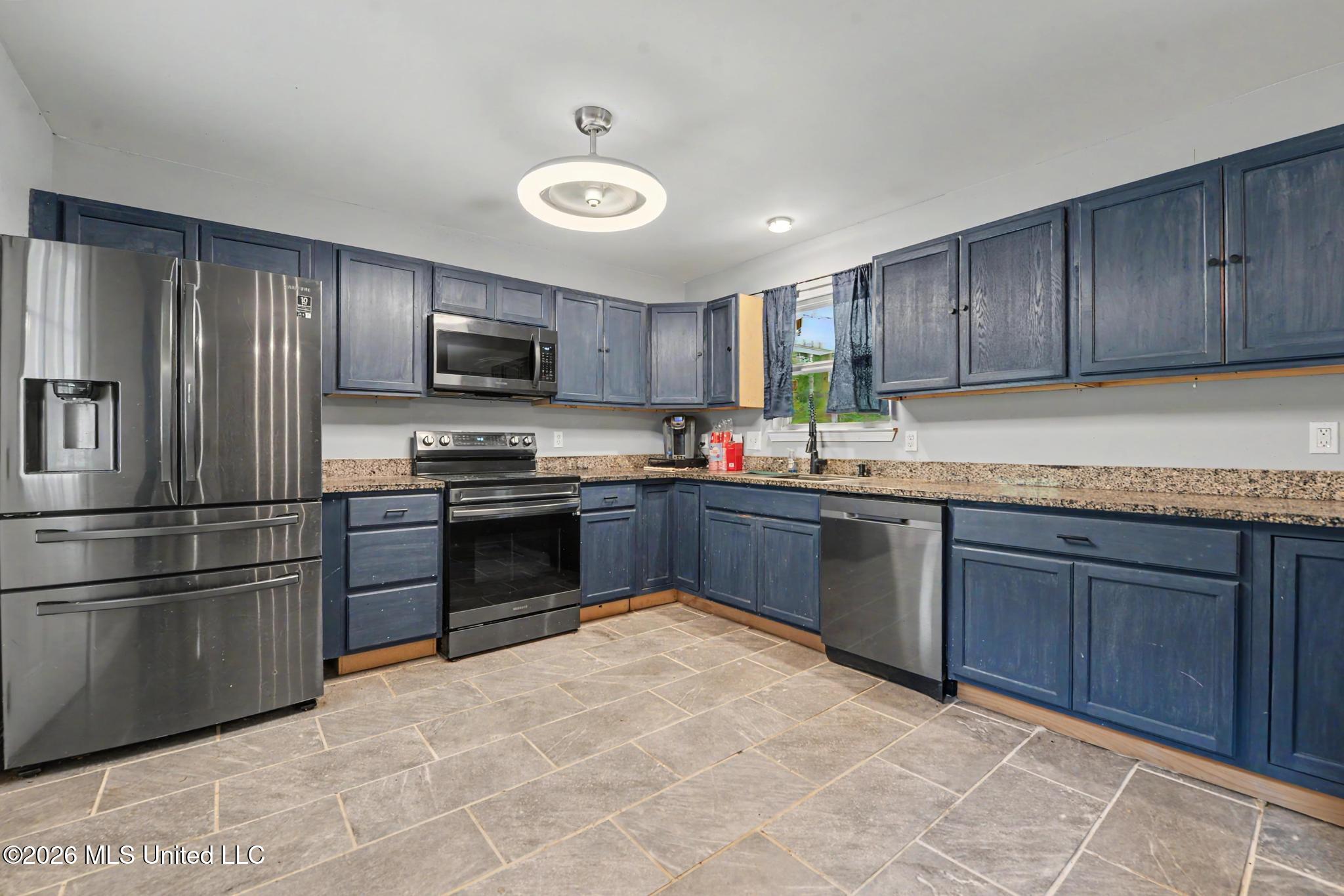 13237 Cable Bridge Road Property Photo 6