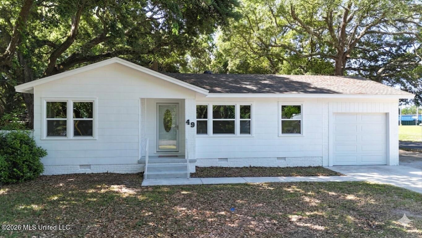 49 33rd Street Property Photo 1