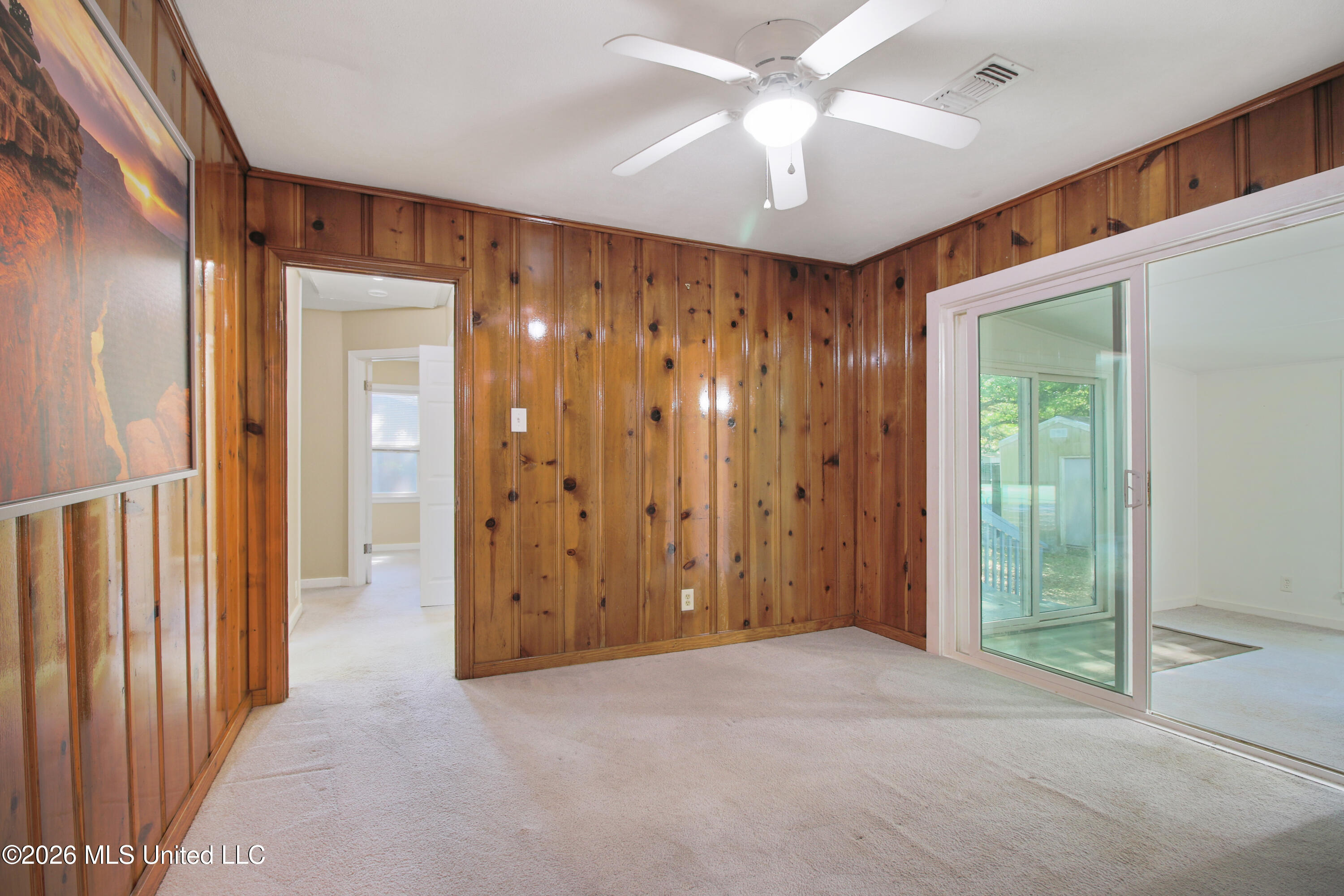 49 33rd Street Property Photo 13