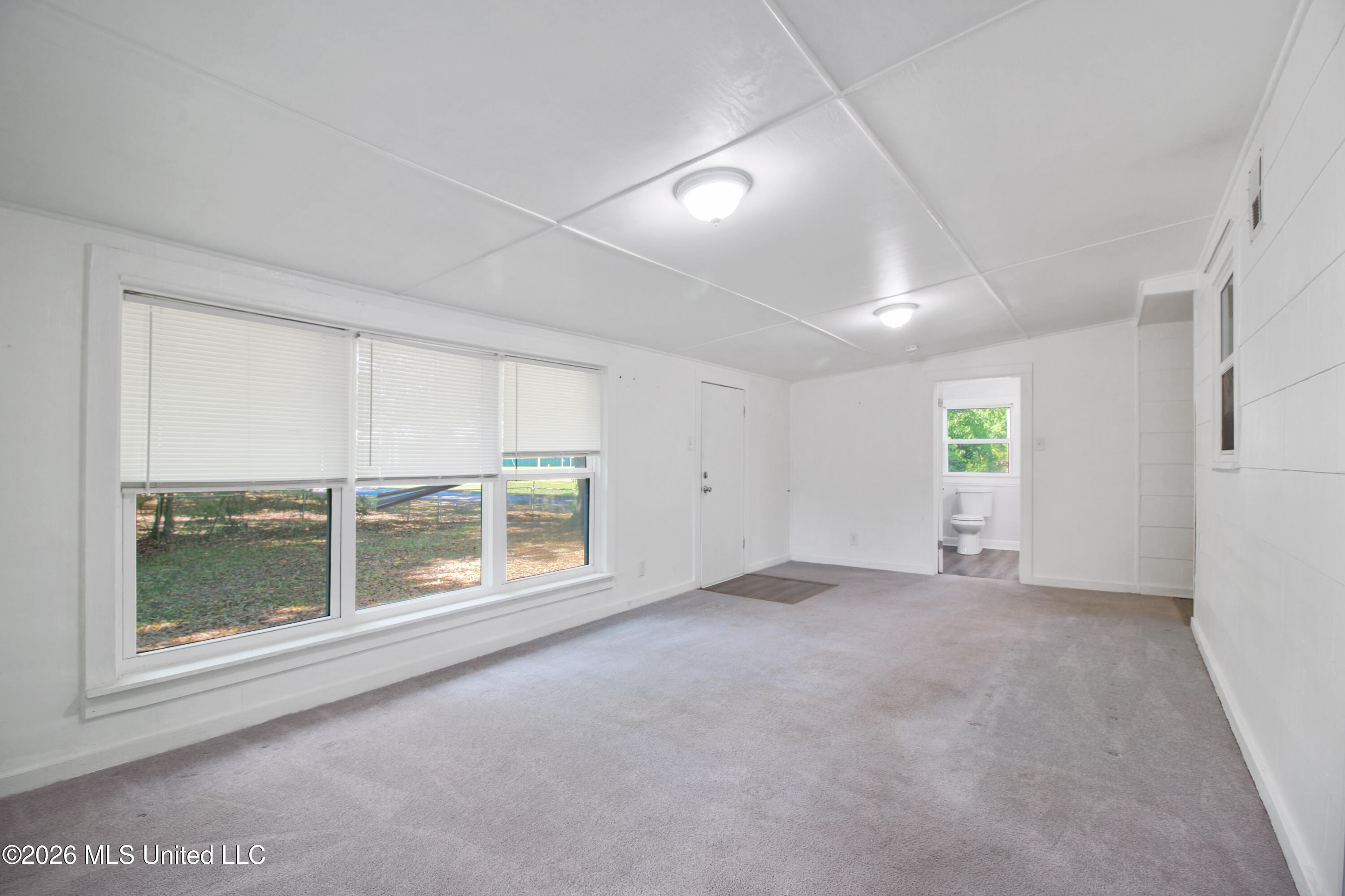 49 33rd Street Property Photo 20