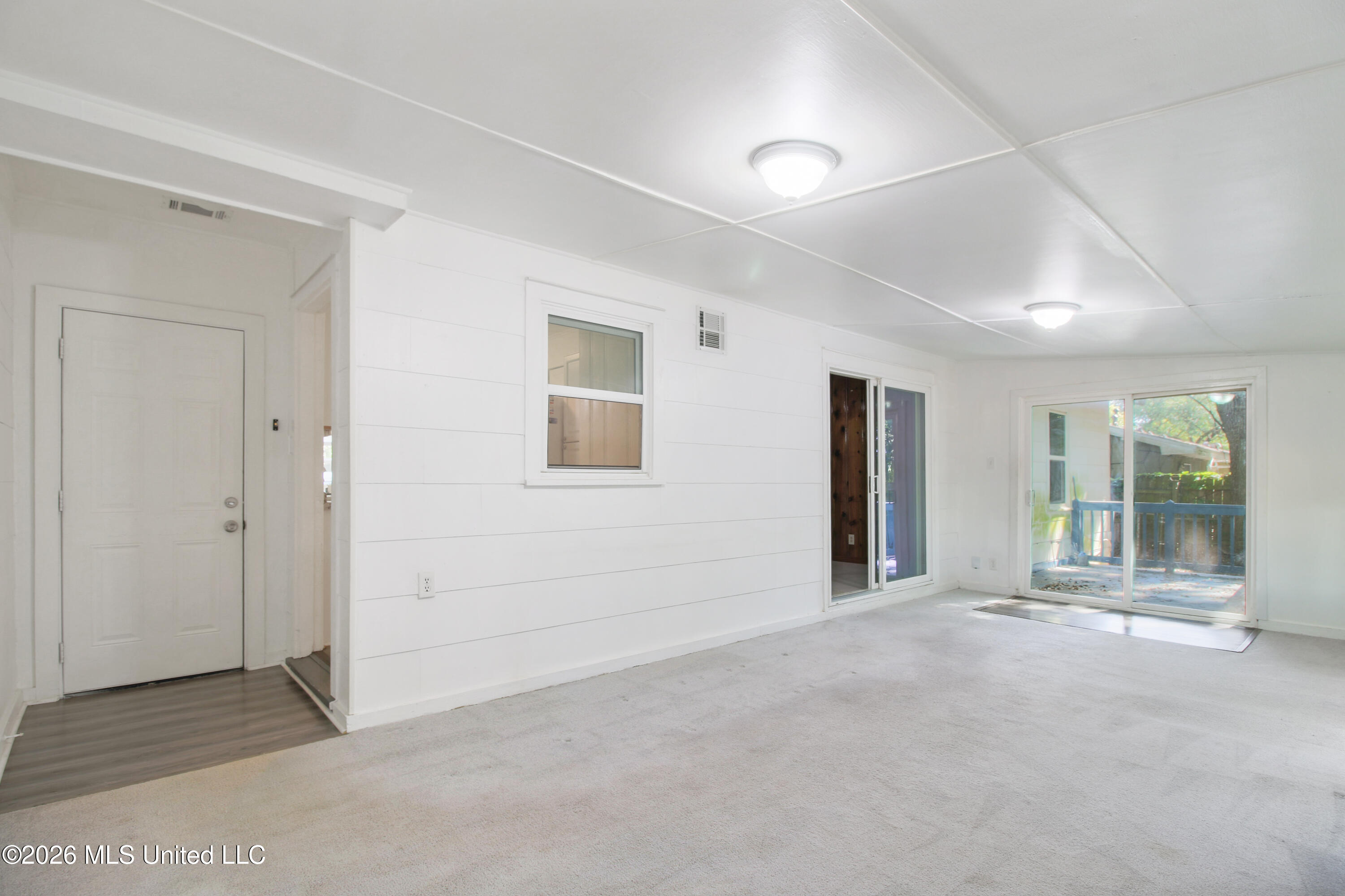 49 33rd Street Property Photo 21