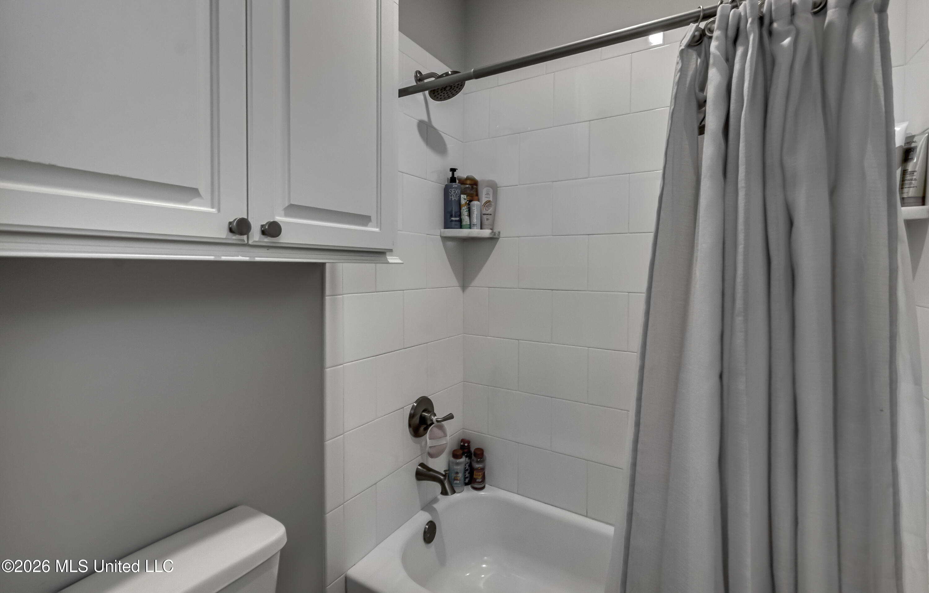 1006 Kensington Drive Property Photo 30