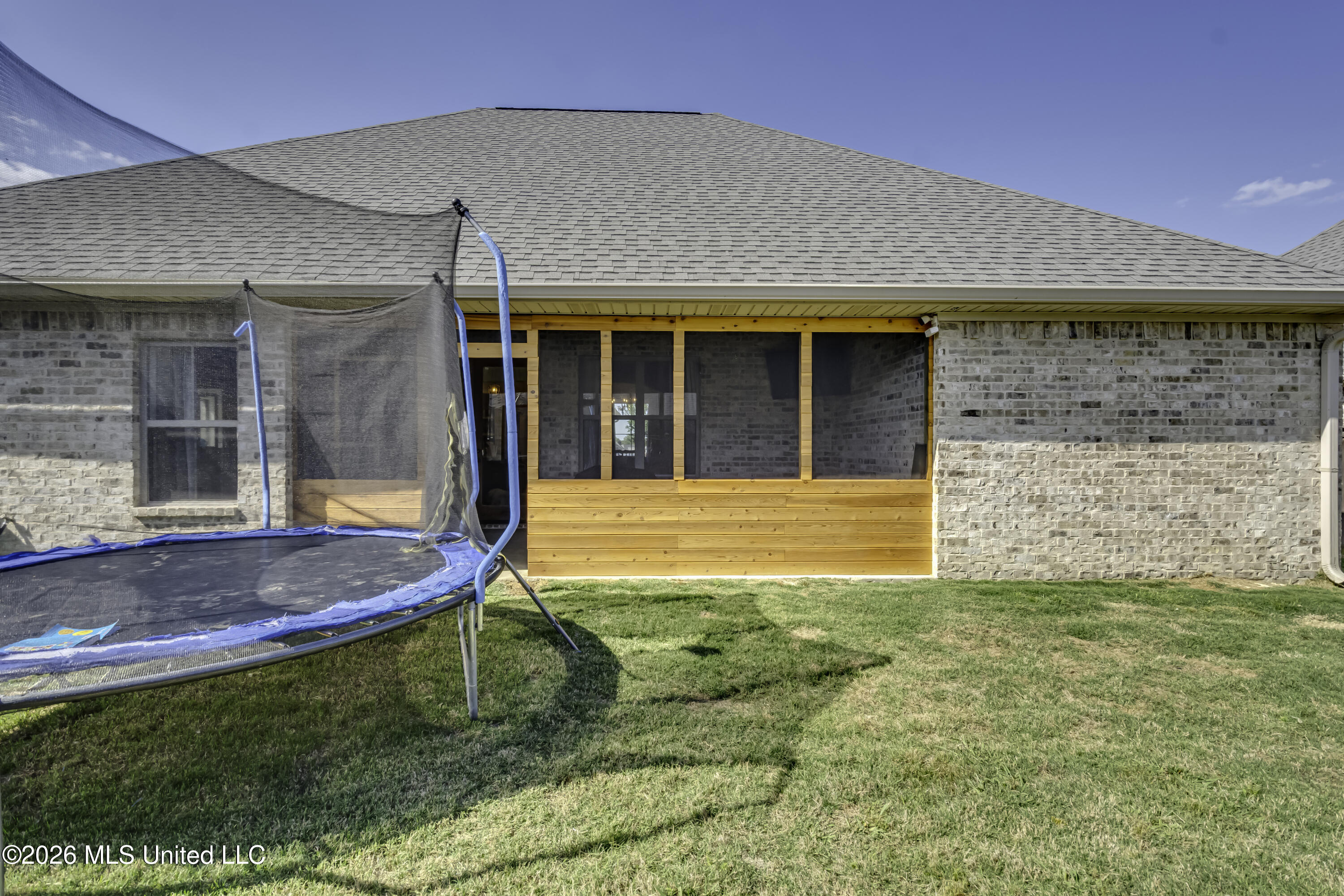 1006 Kensington Drive Property Photo 53