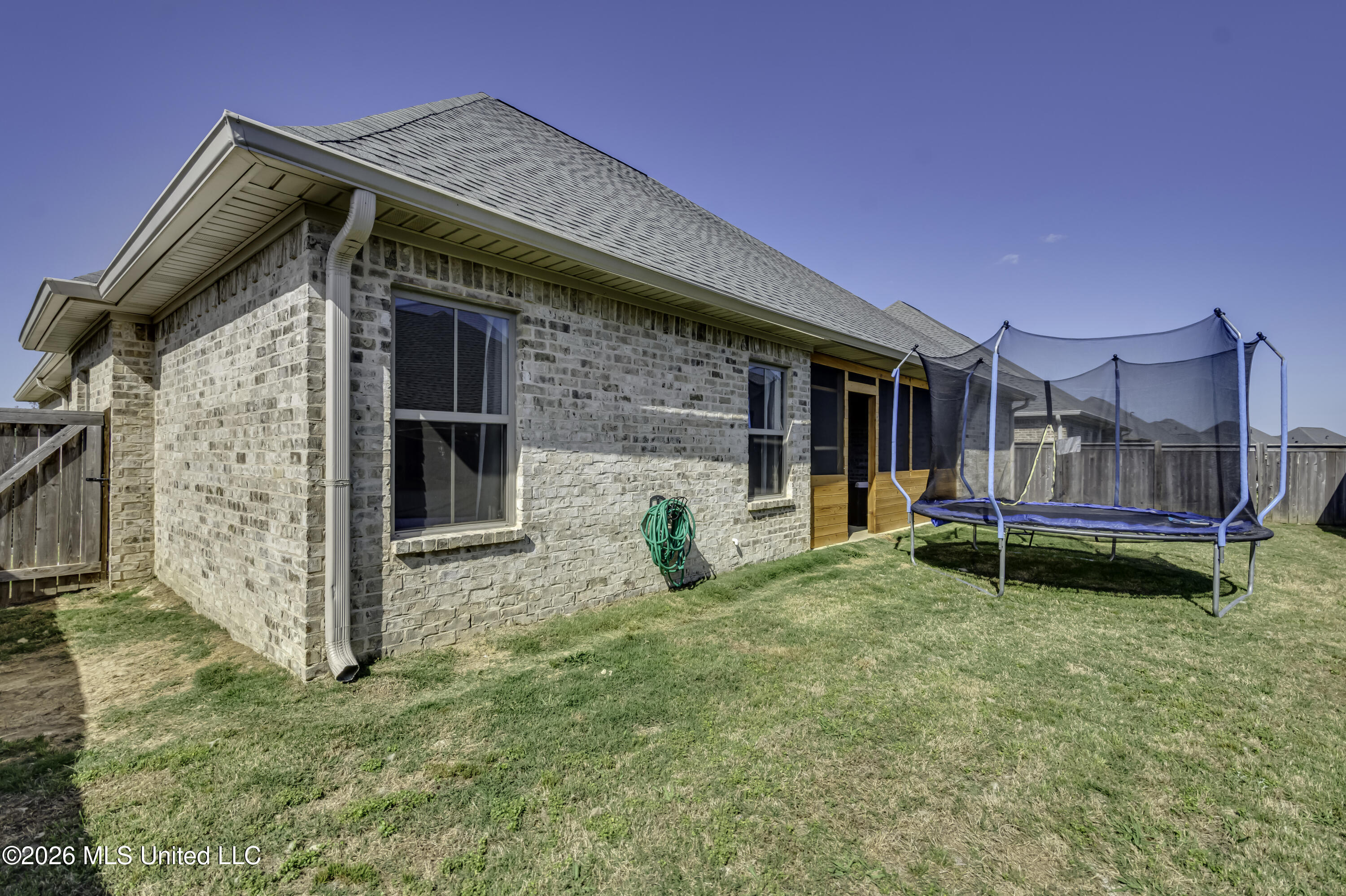 1006 Kensington Drive Property Photo 54