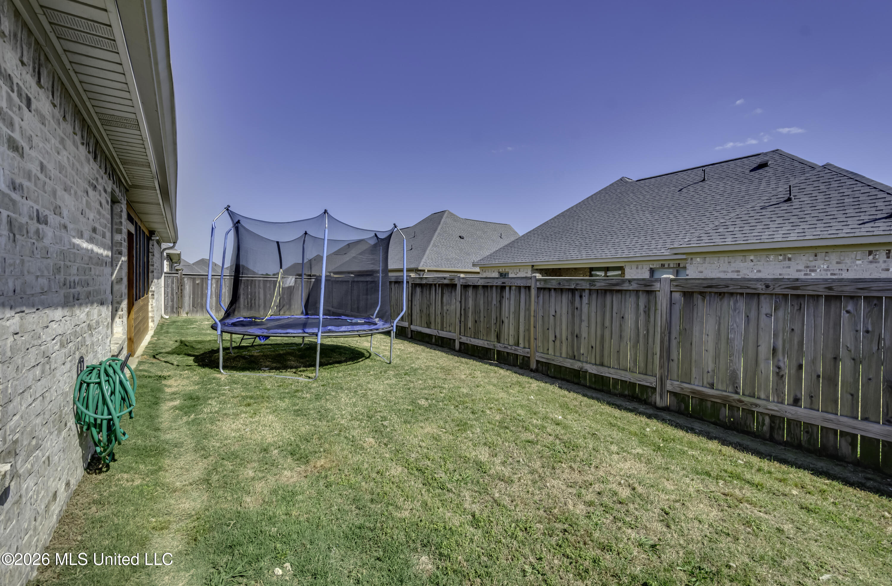 1006 Kensington Drive Property Photo 55