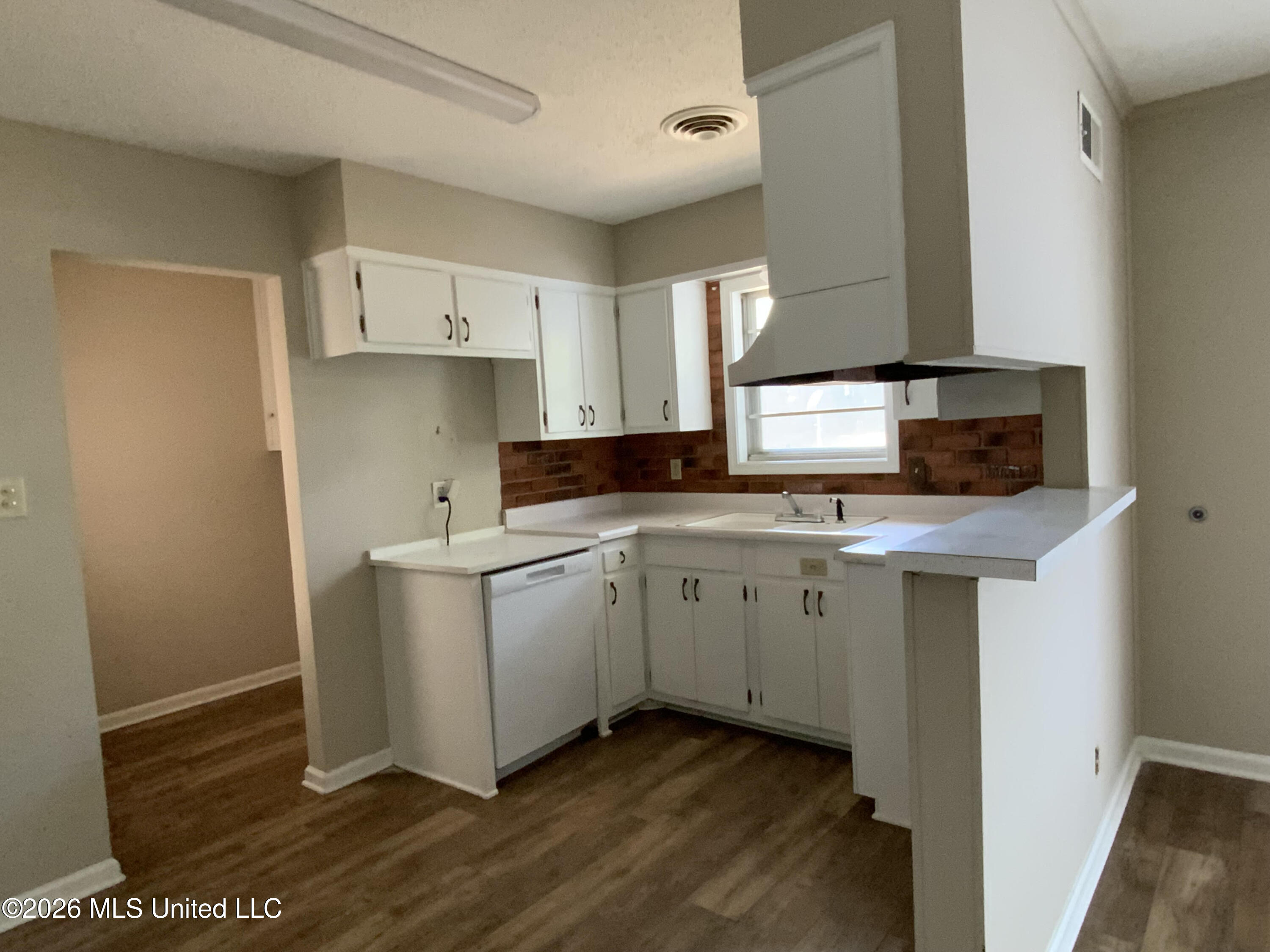 8313 Dottley Drive Property Photo 4