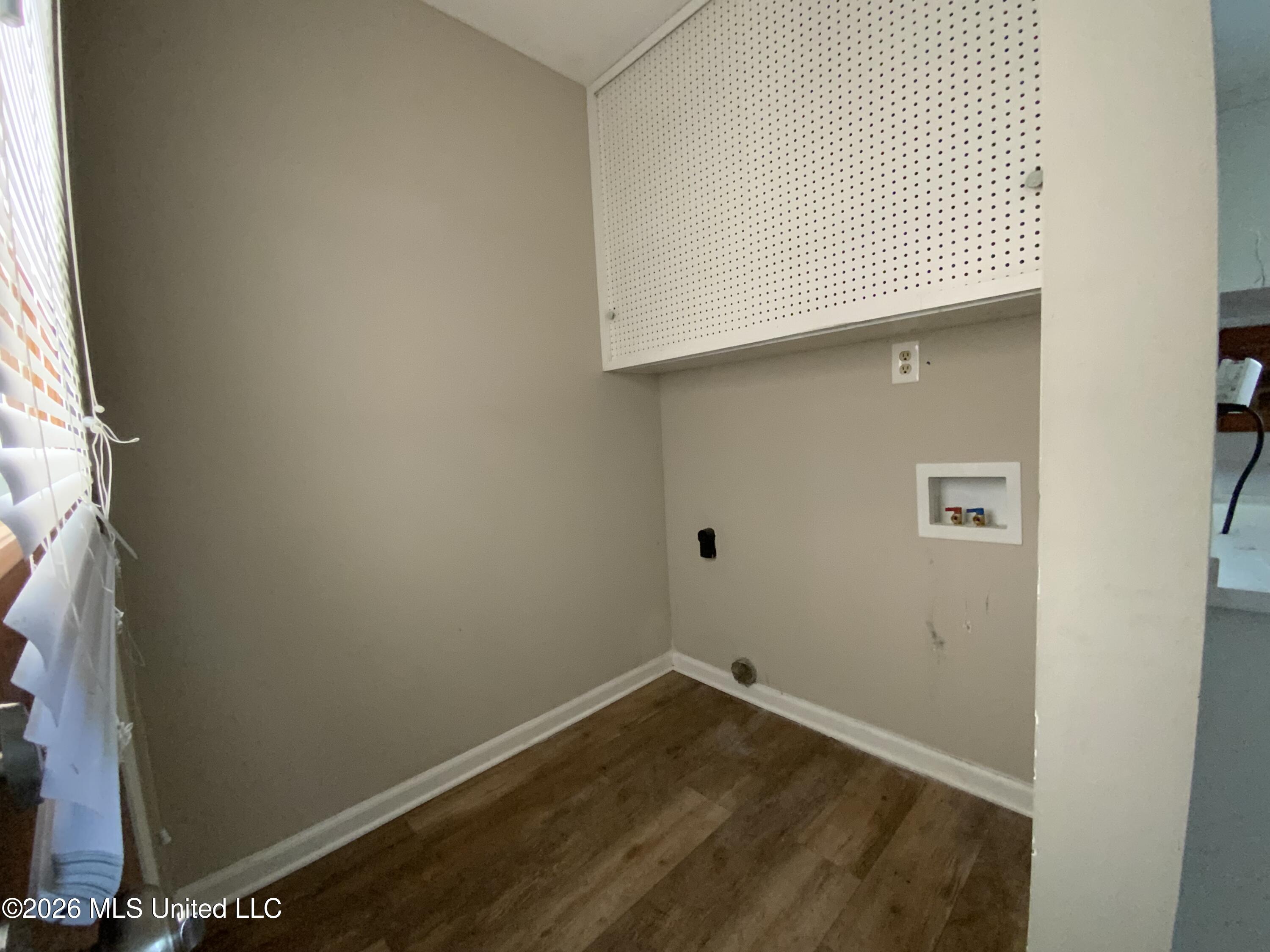 8313 Dottley Drive Property Photo 5