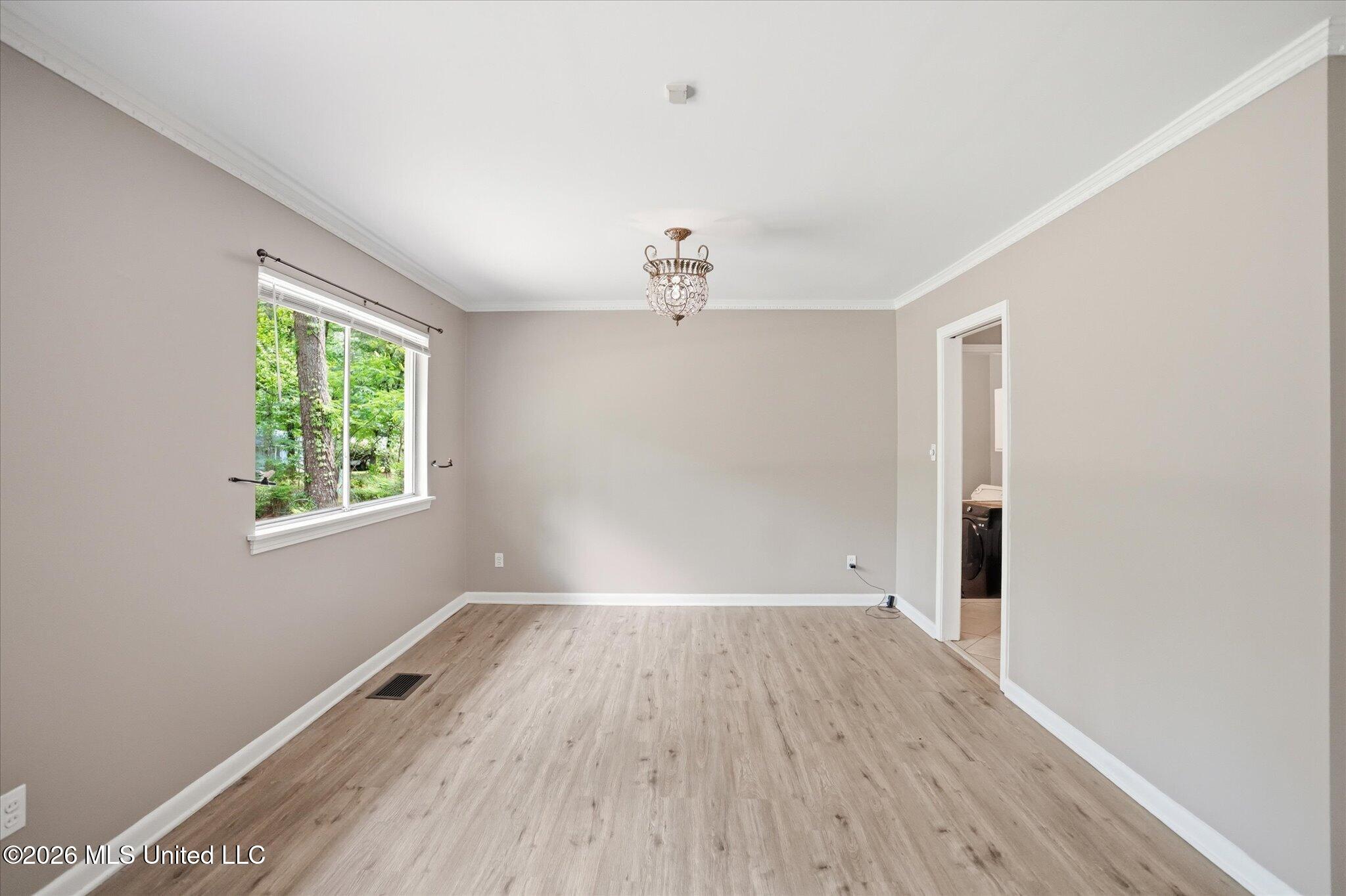 5523 Wayneland Drive Property Photo 12