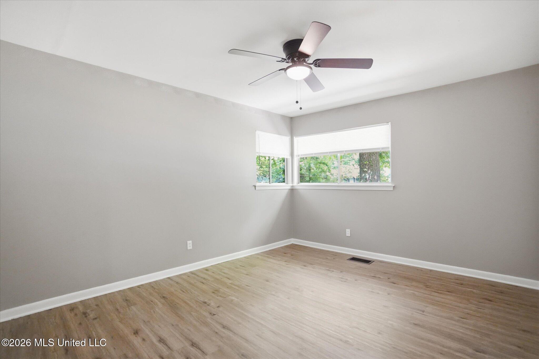 5523 Wayneland Drive Property Photo 23