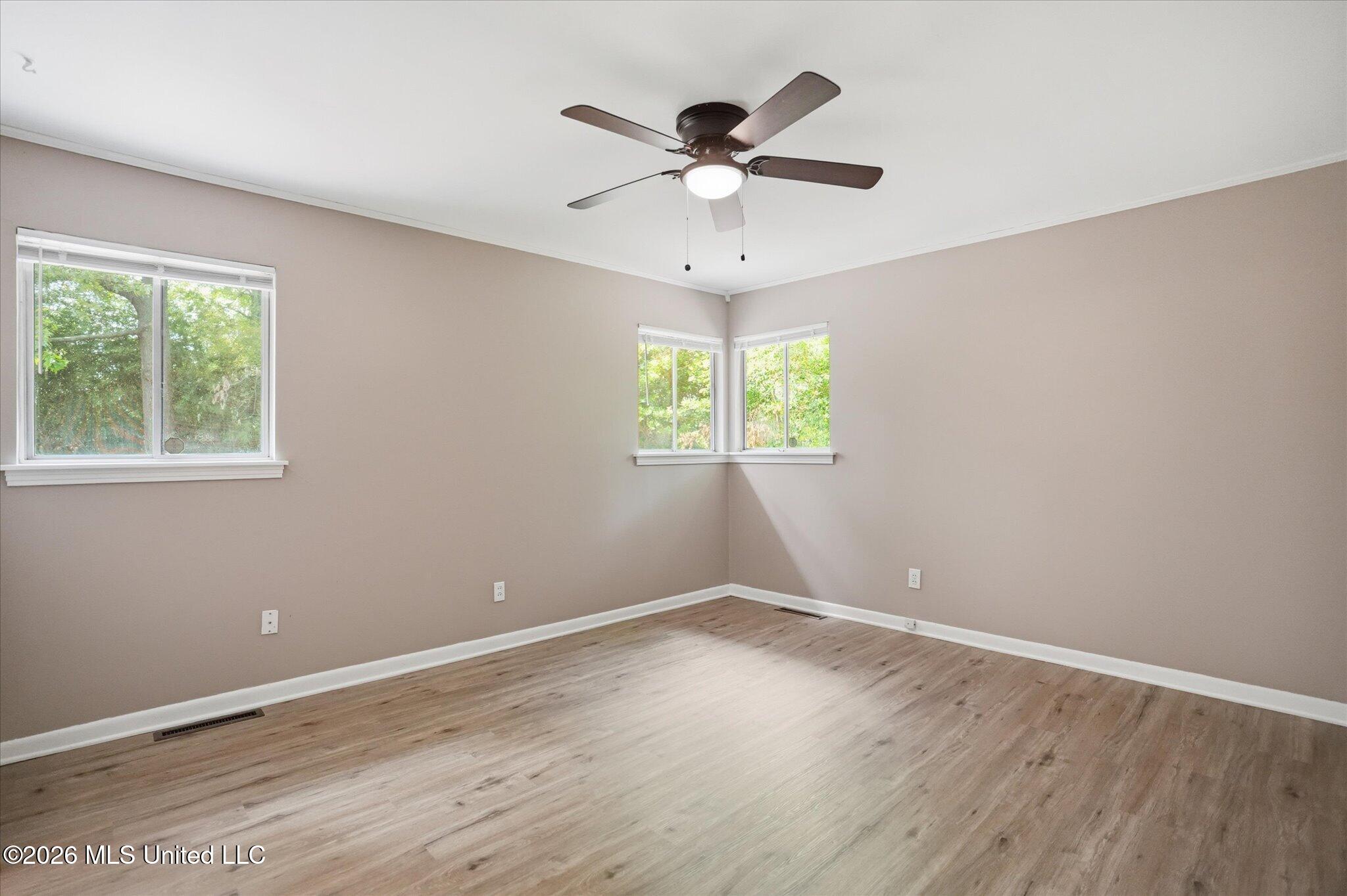 5523 Wayneland Drive Property Photo 25