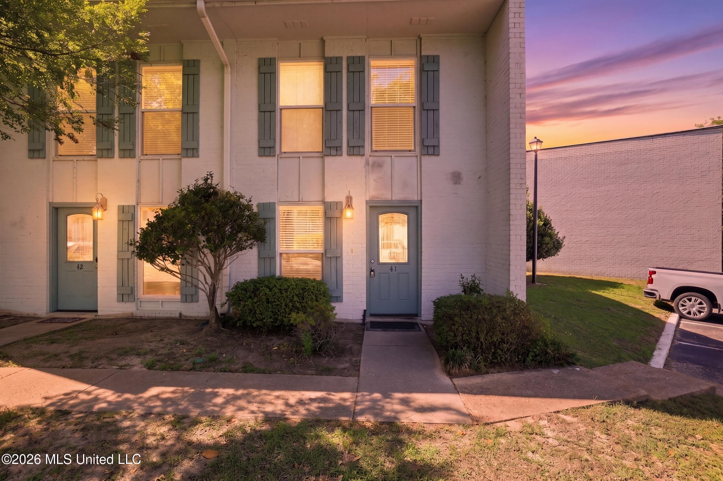 3230 Cumberland Road Property Photo 1