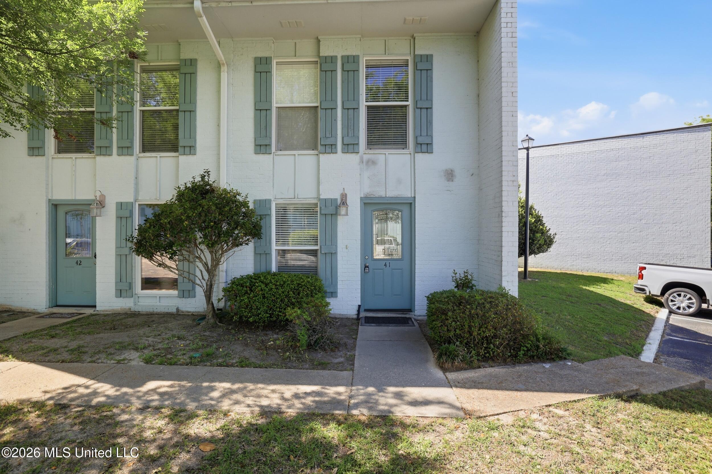 3230 Cumberland Road Property Photo 2