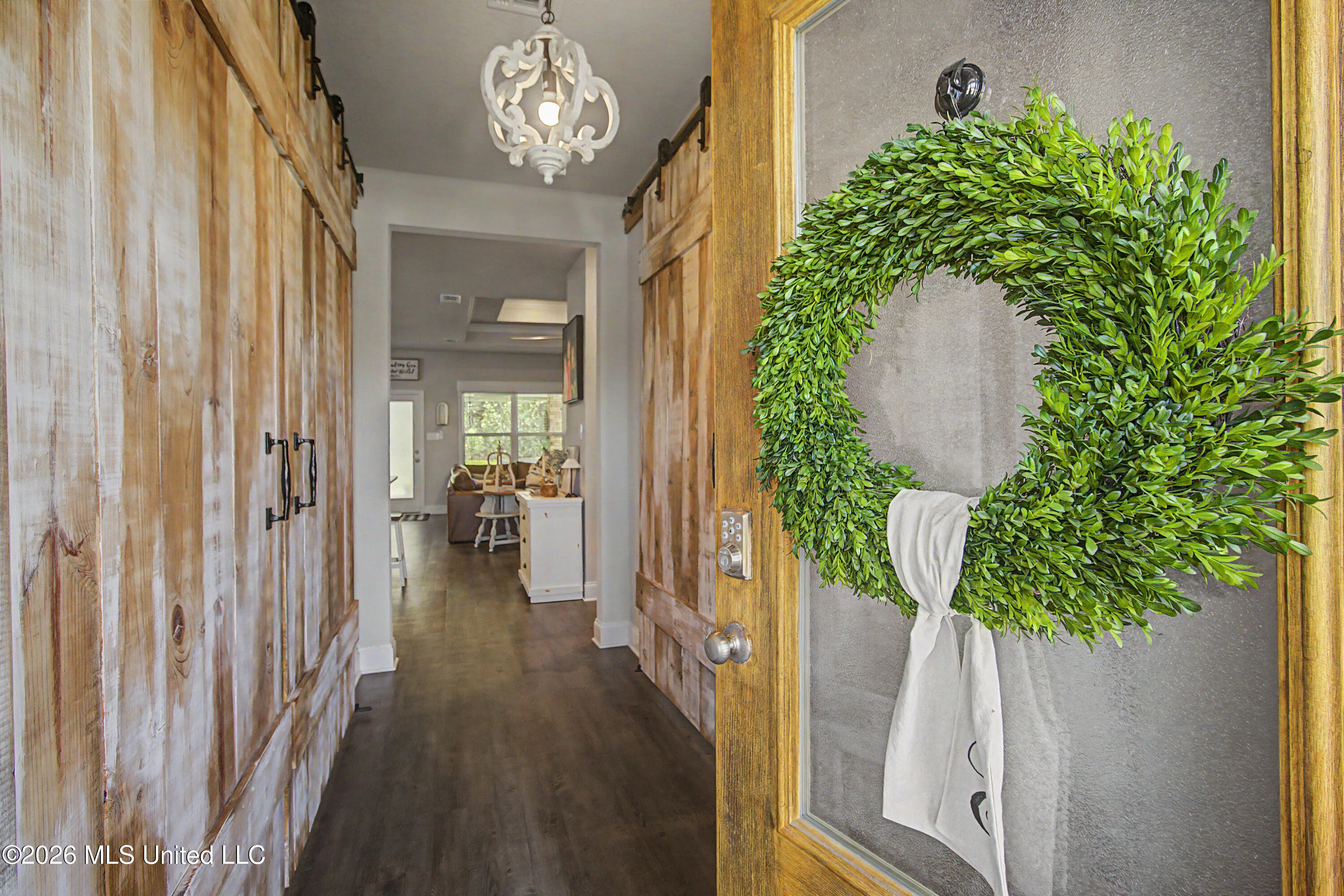 12285 Savannah Circle Property Photo 7
