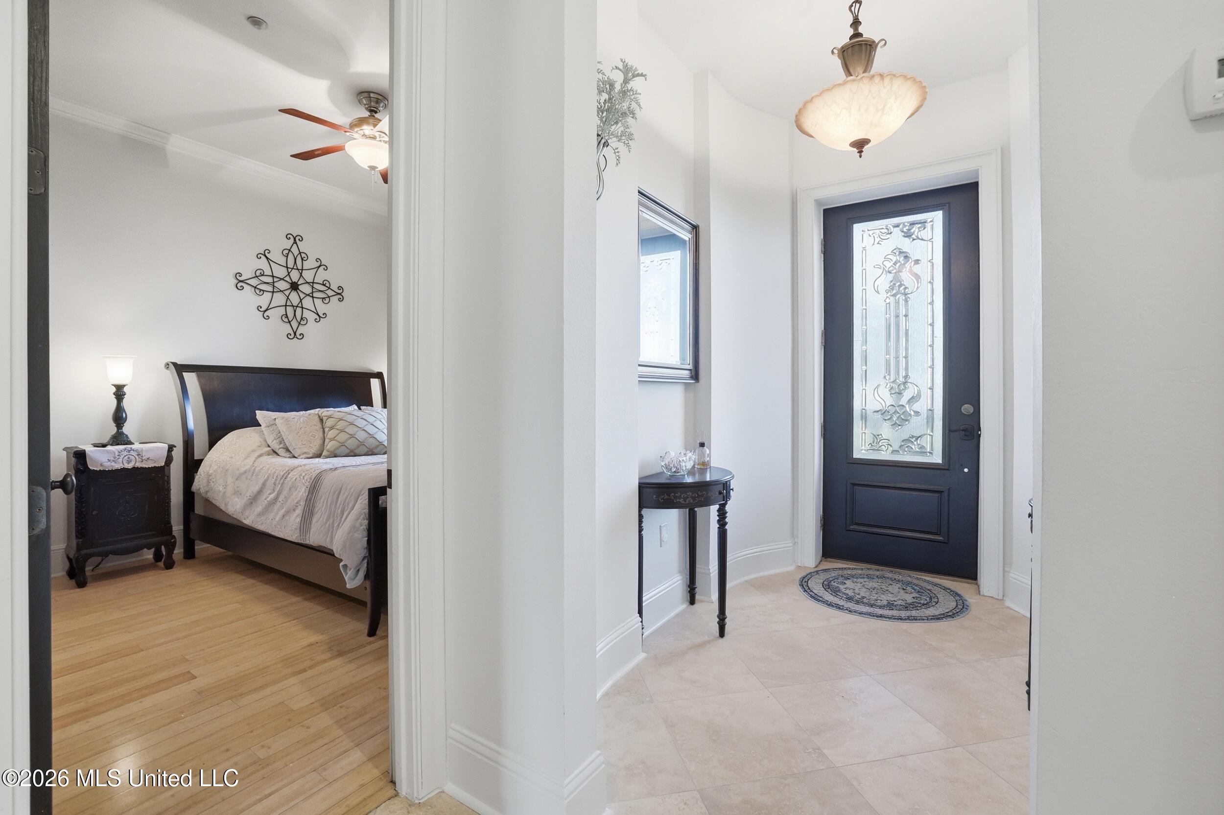 4640 W Beach Boulevard Property Photo 8