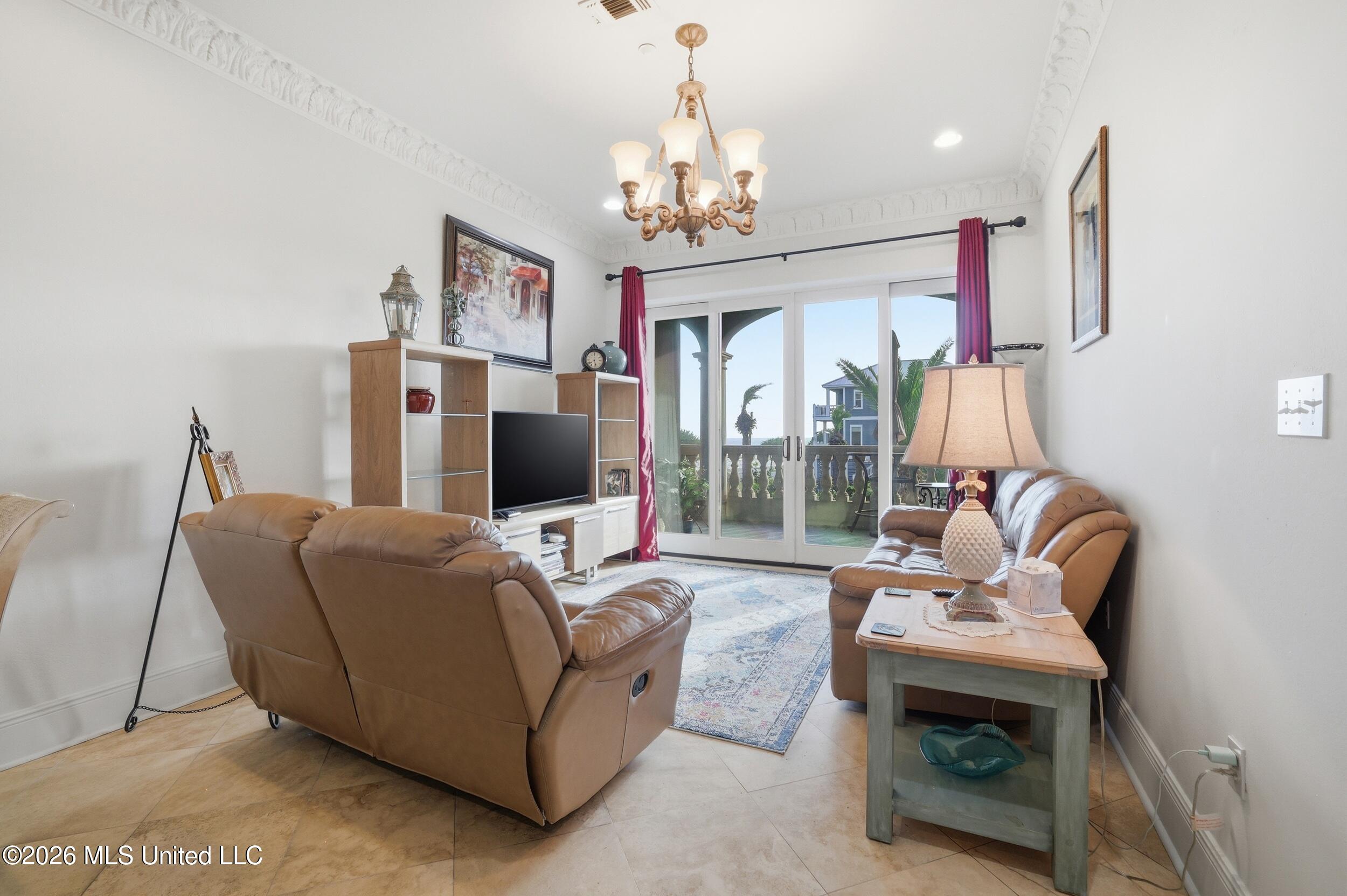 4640 W Beach Boulevard Property Photo 20