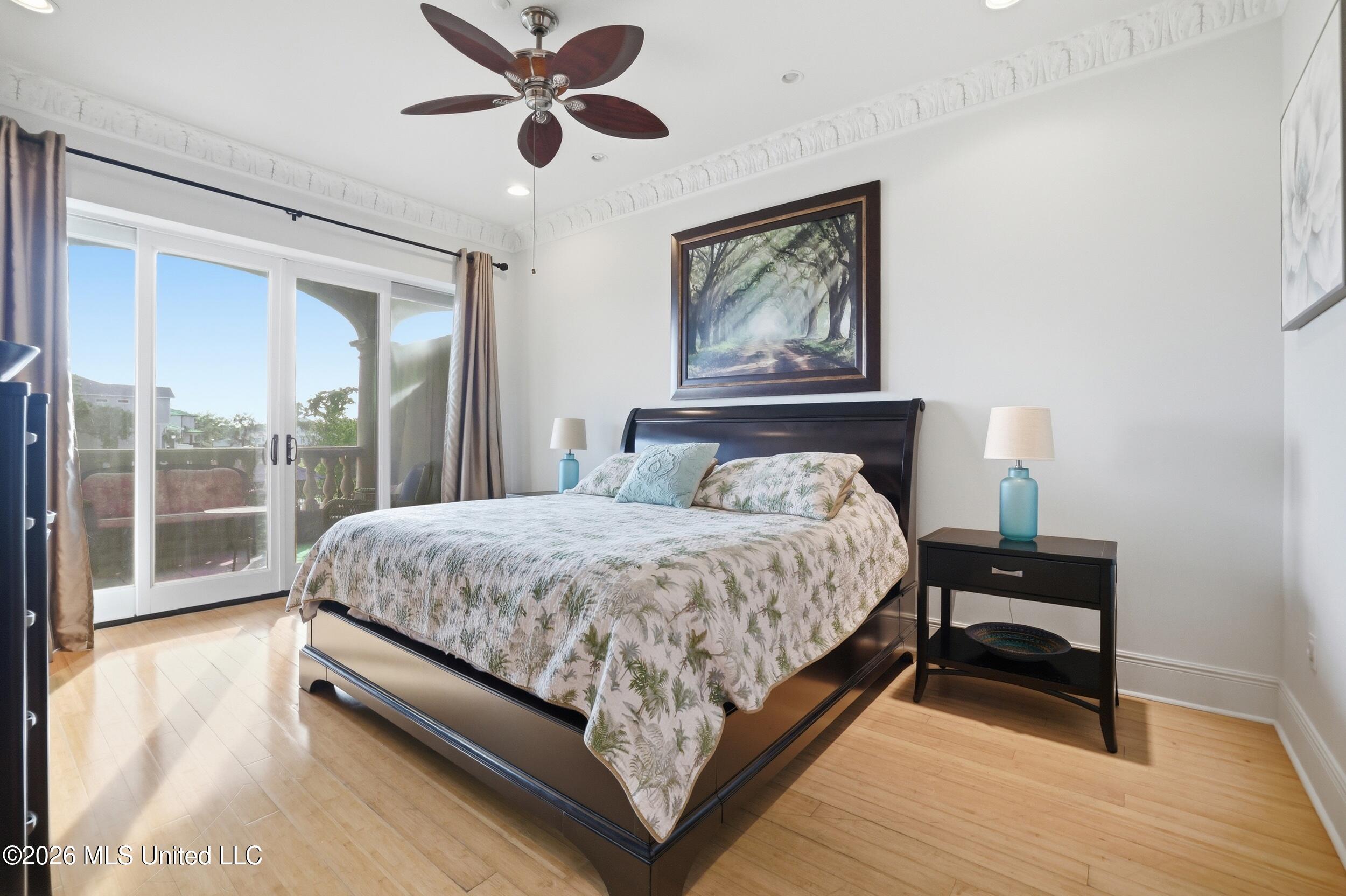 4640 W Beach Boulevard Property Photo 24