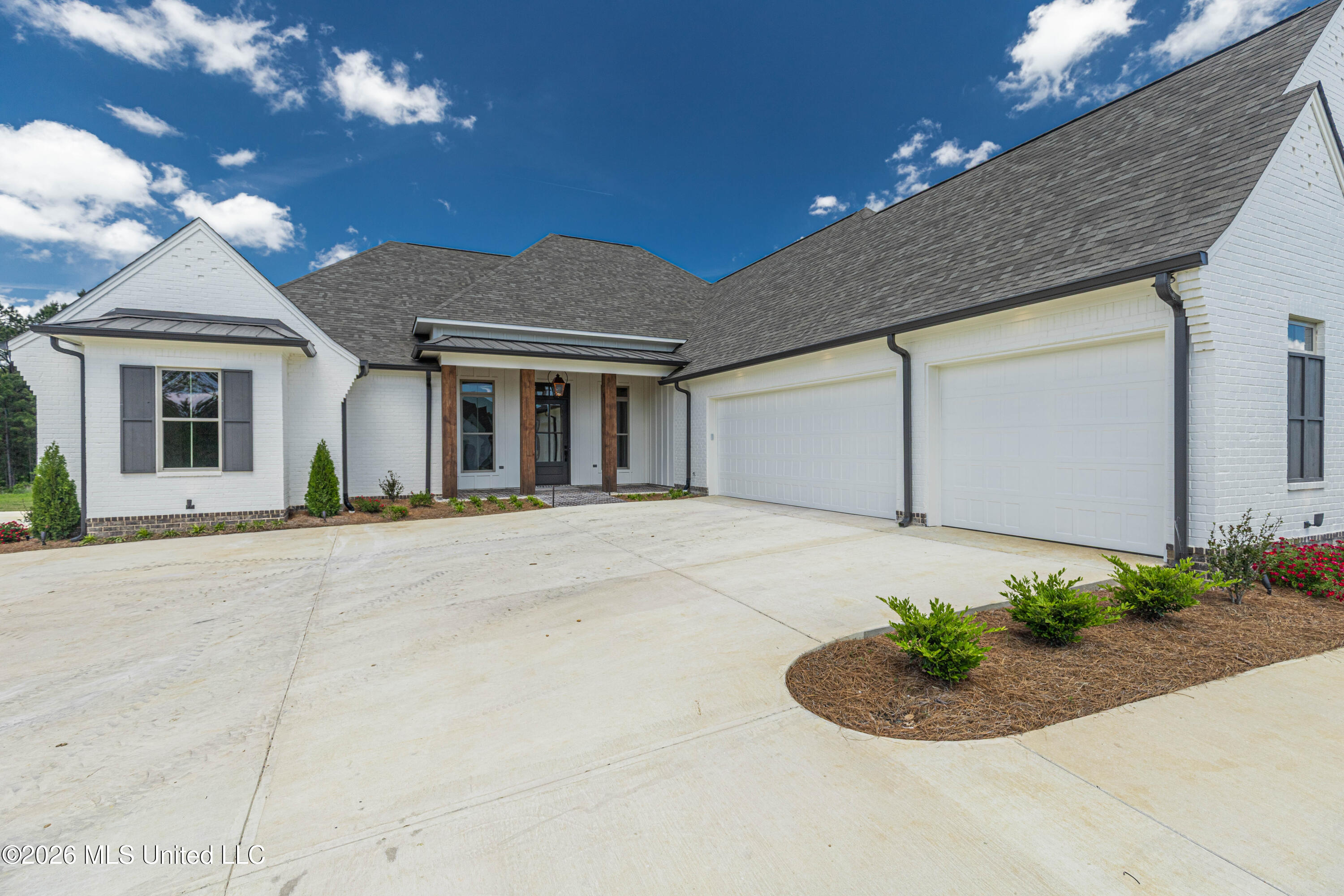629 Big Valley Loop Property Photo 5