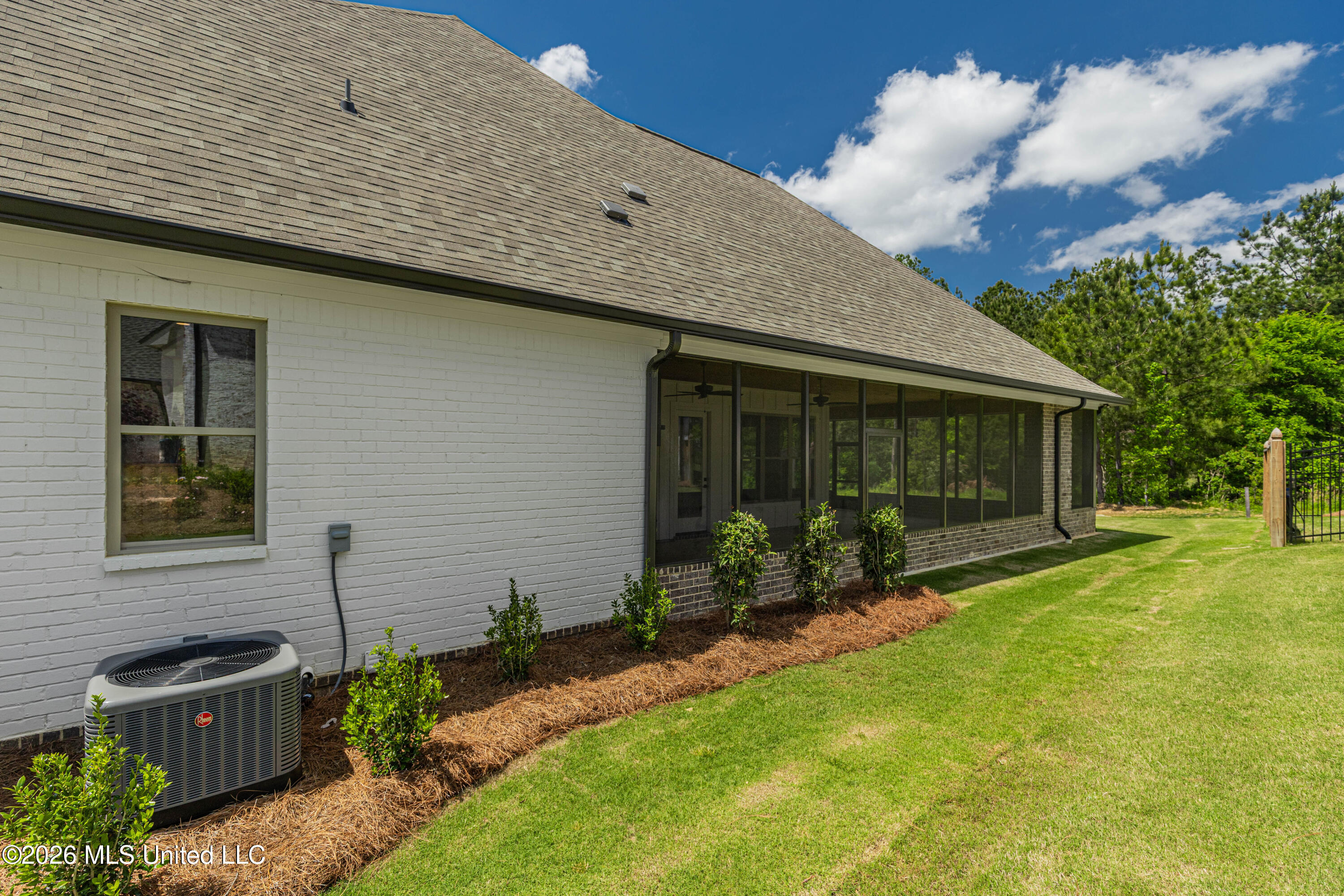 629 Big Valley Loop Property Photo 10