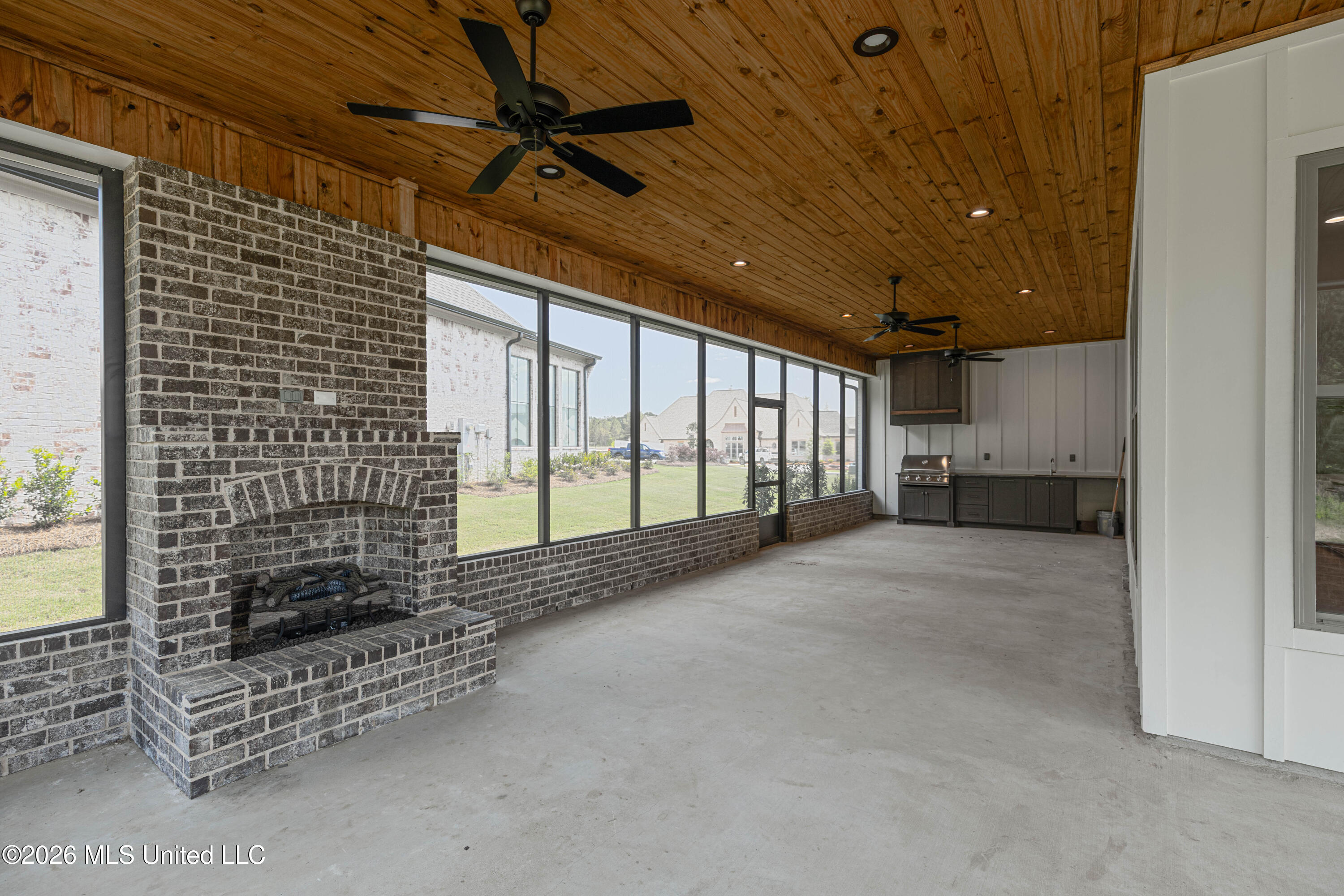 629 Big Valley Loop Property Photo 12