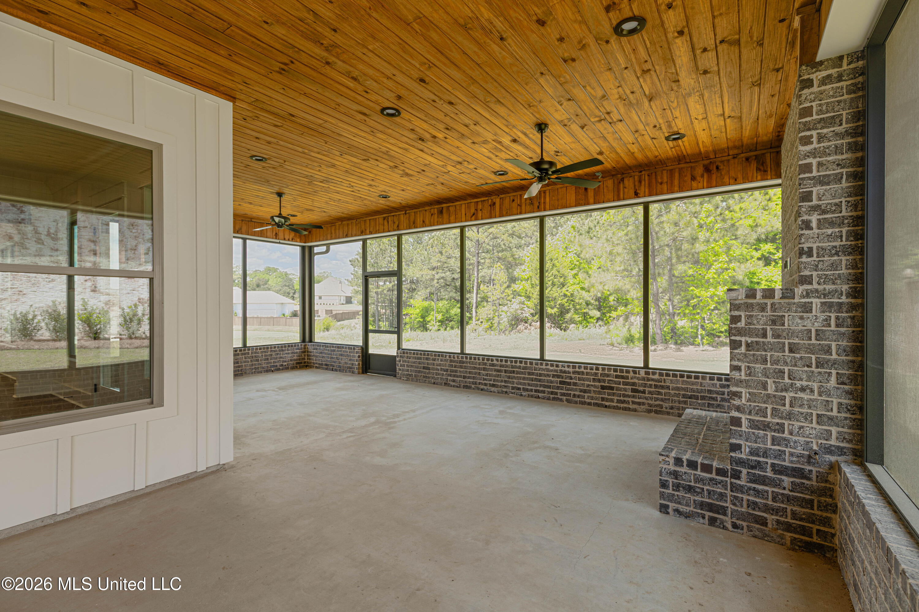 629 Big Valley Loop Property Photo 13