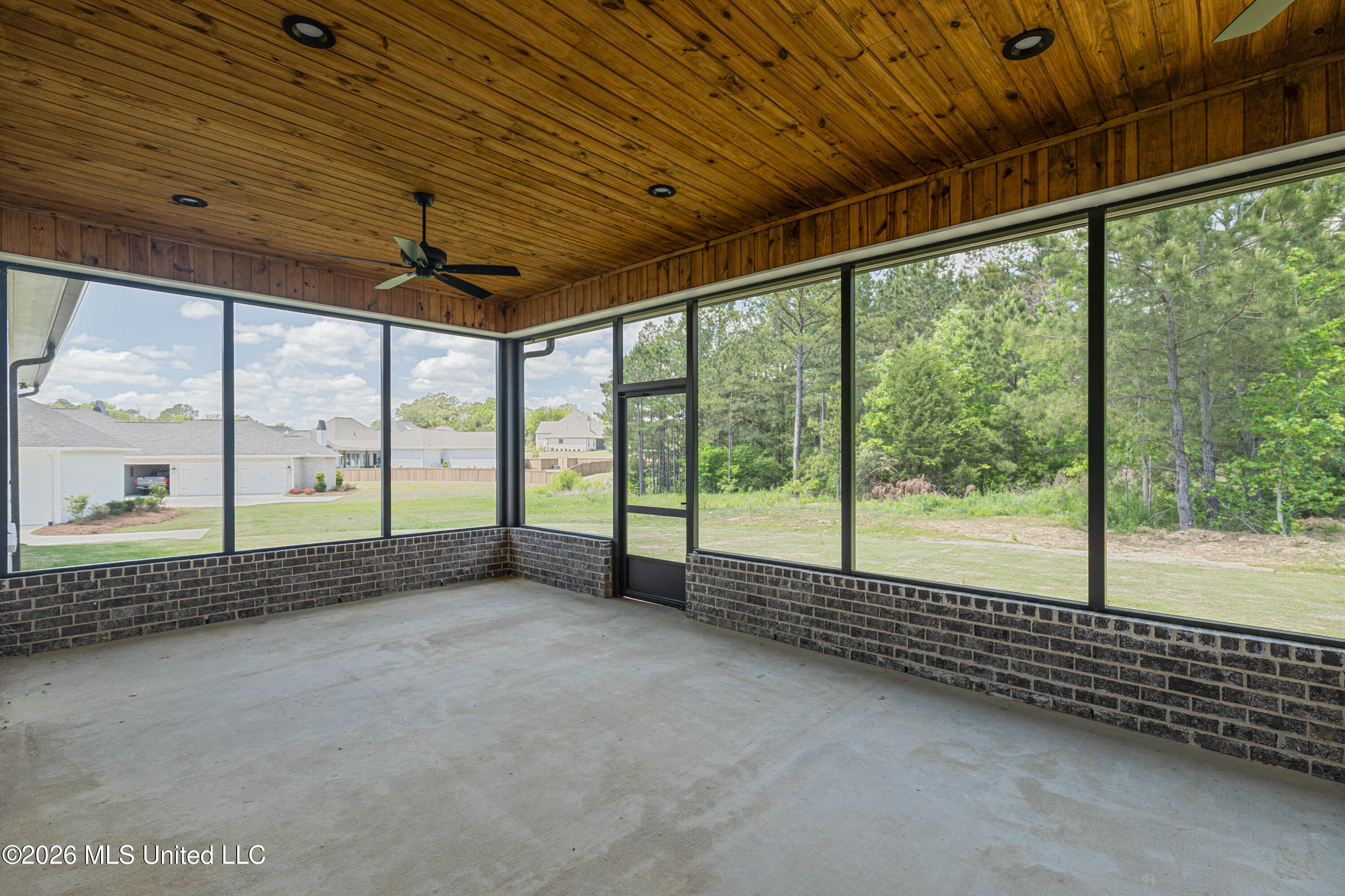 629 Big Valley Loop Property Photo 14