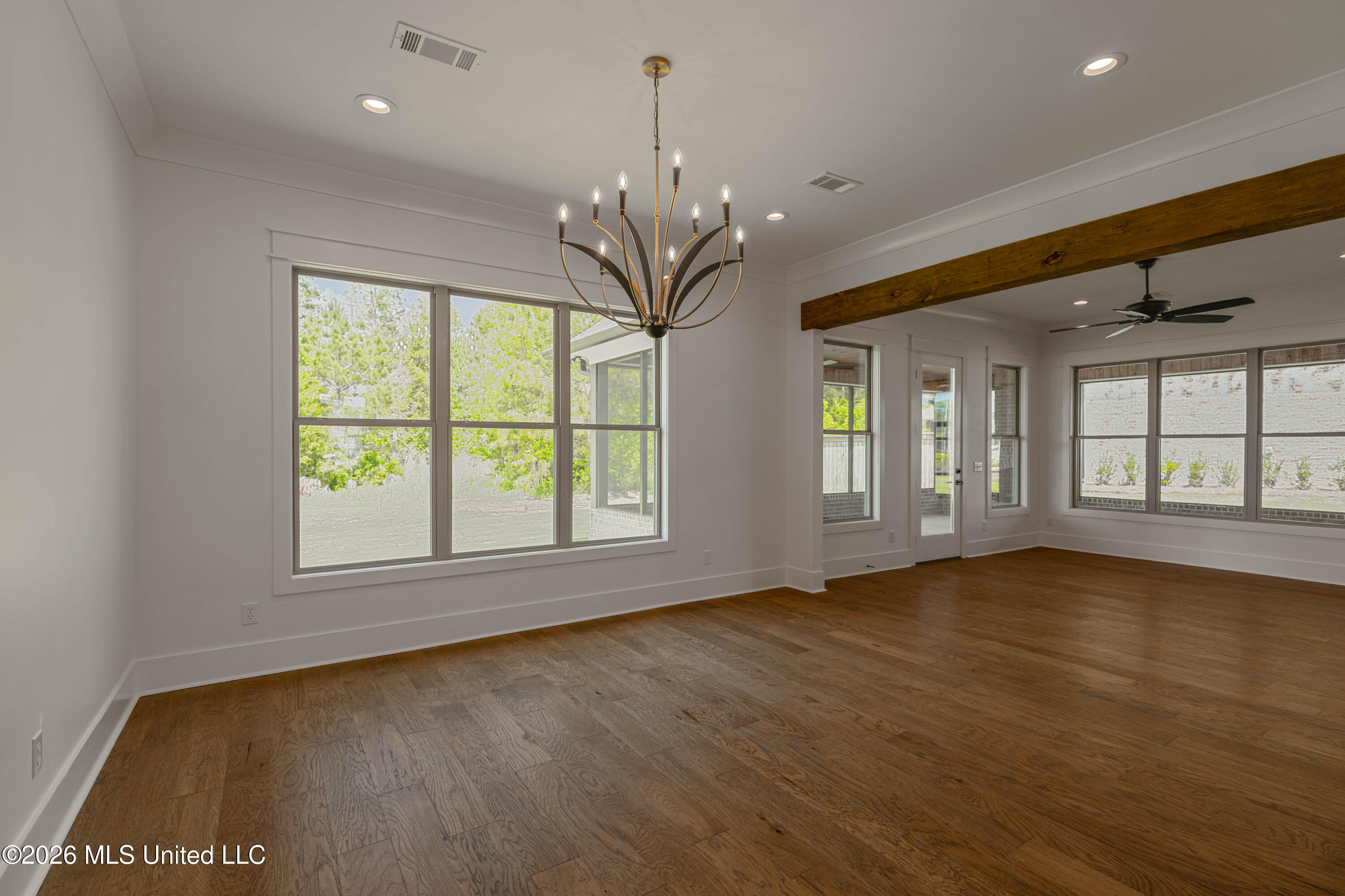 629 Big Valley Loop Property Photo 32