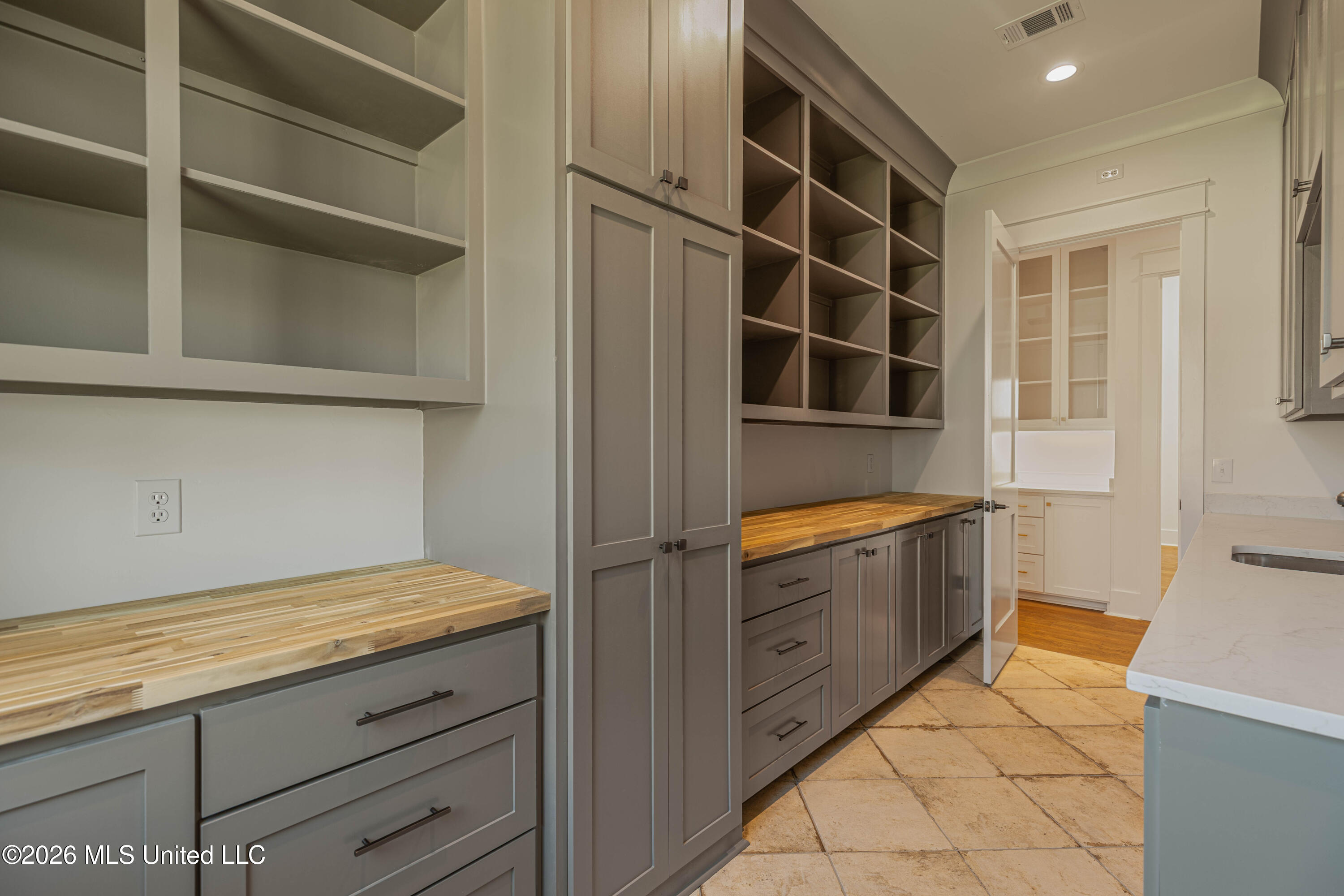 629 Big Valley Loop Property Photo 36