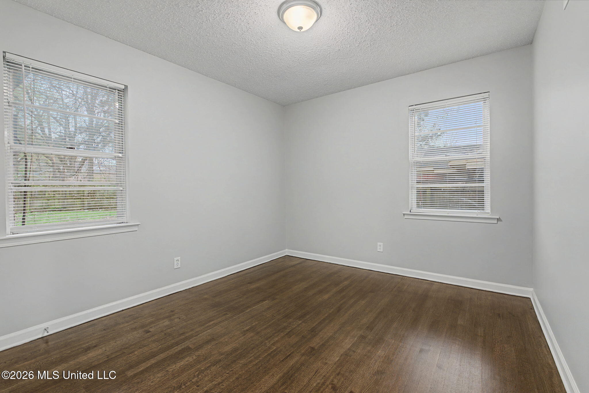 1395 Main Street Property Photo 9