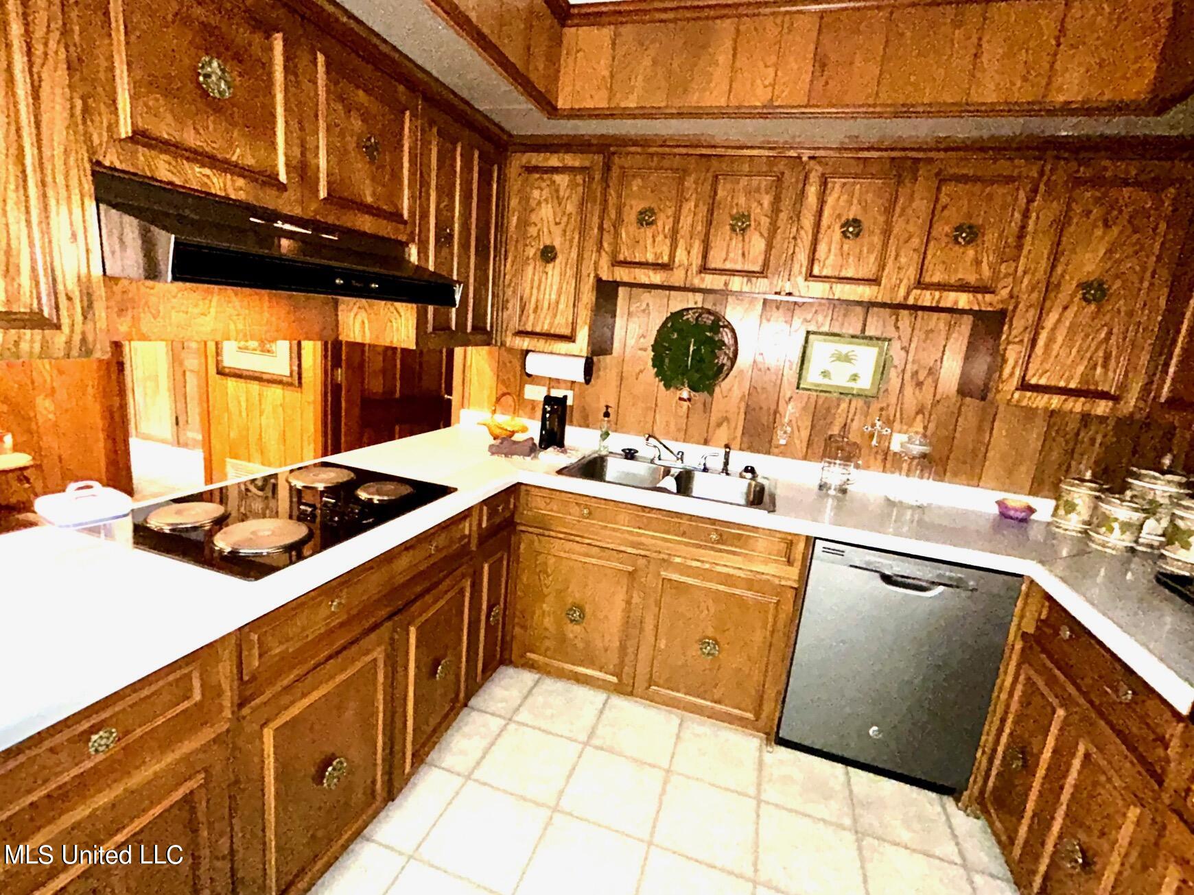 1204 N Jordan Street Property Photo 33