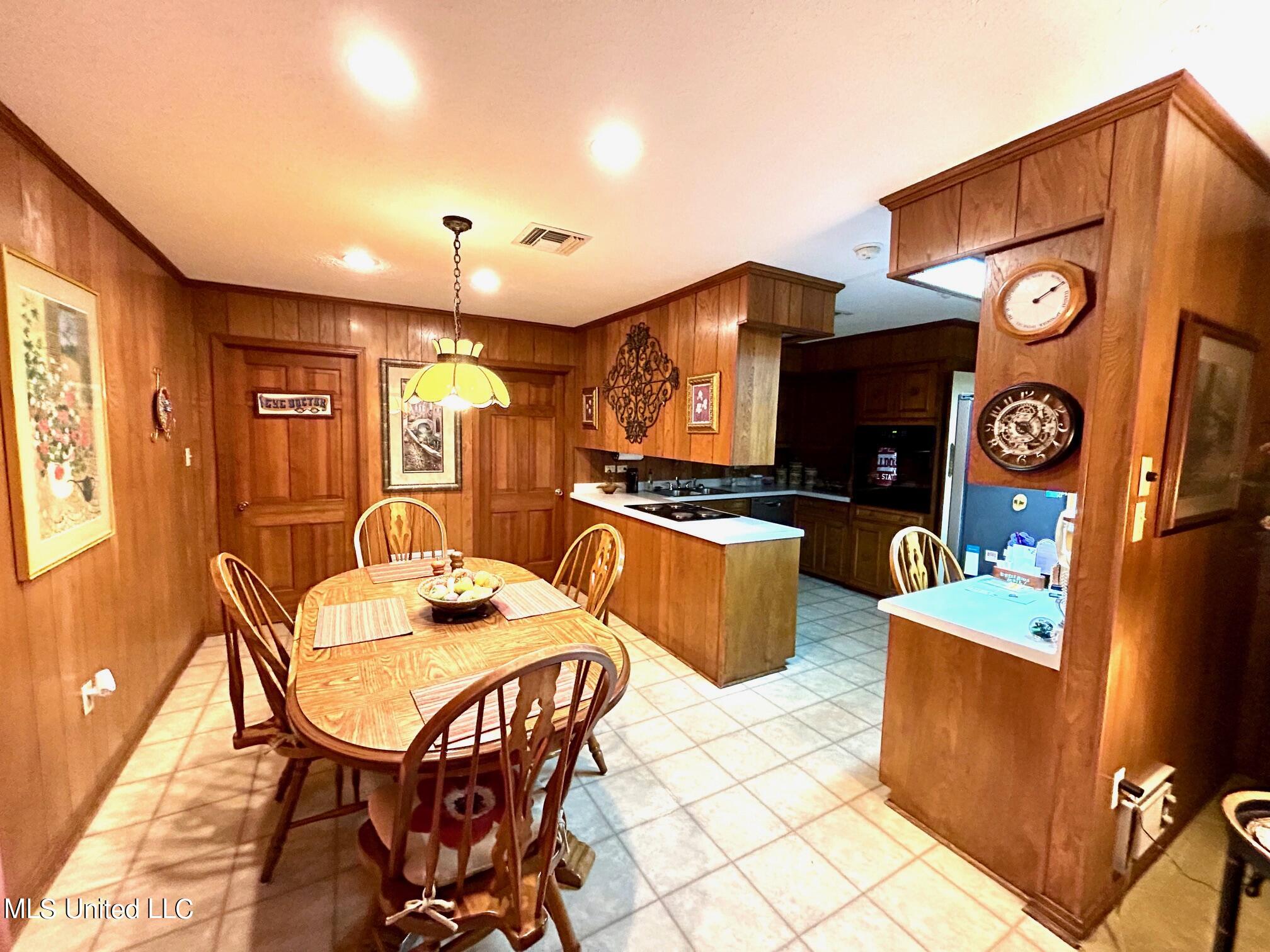 1204 N Jordan Street Property Photo 37