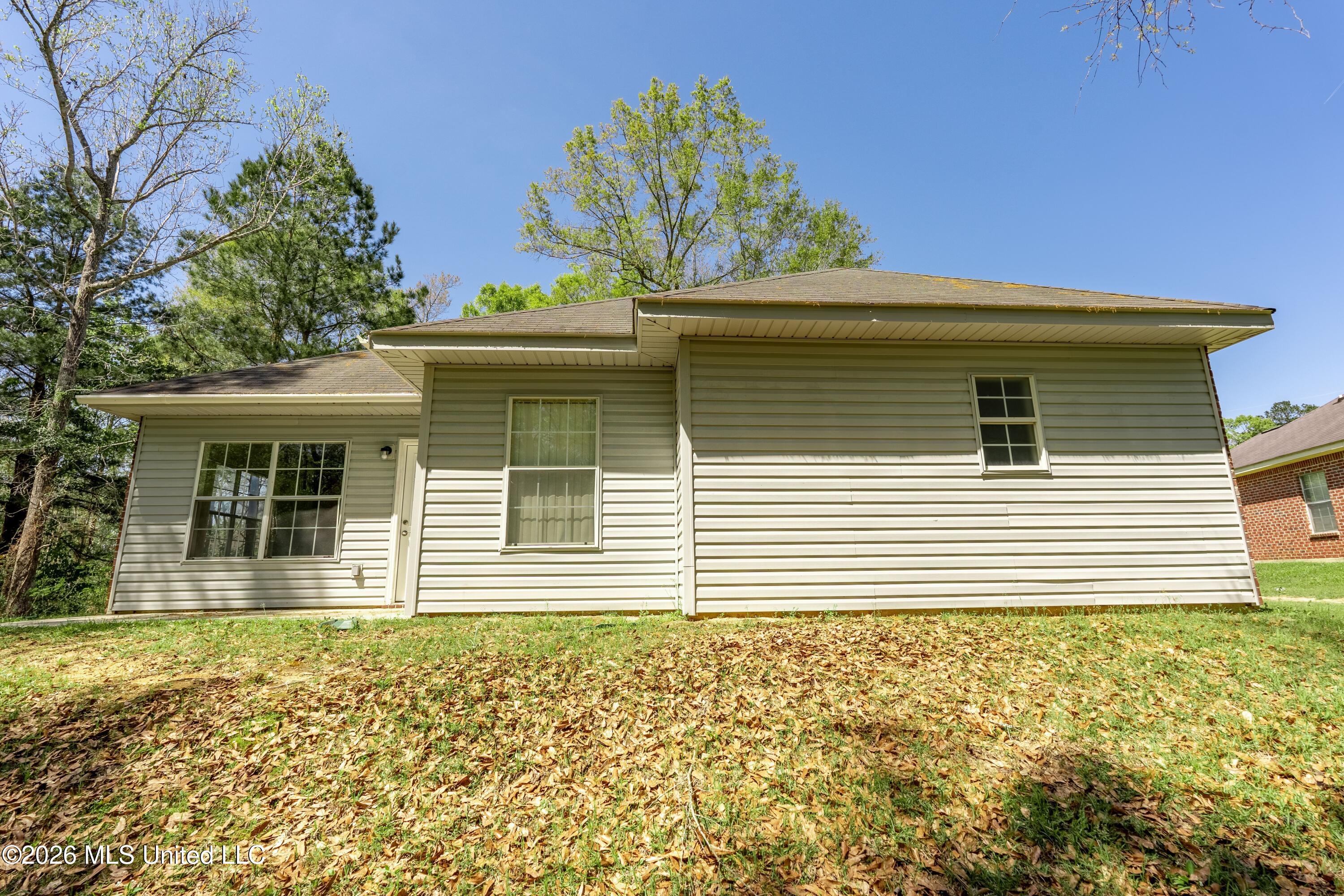 27 Maroon Drive Property Photo 29