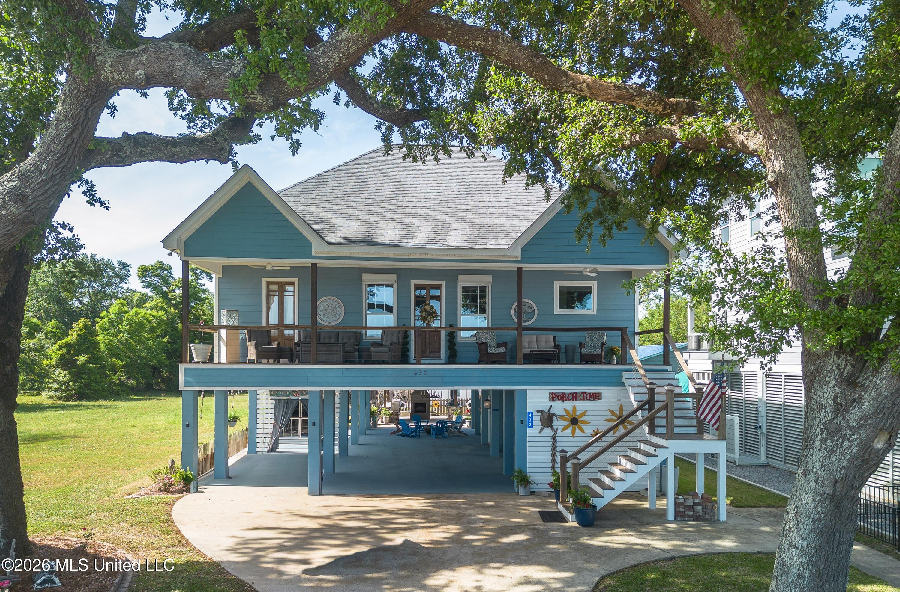 432 W Beach Boulevard Property Photo 2