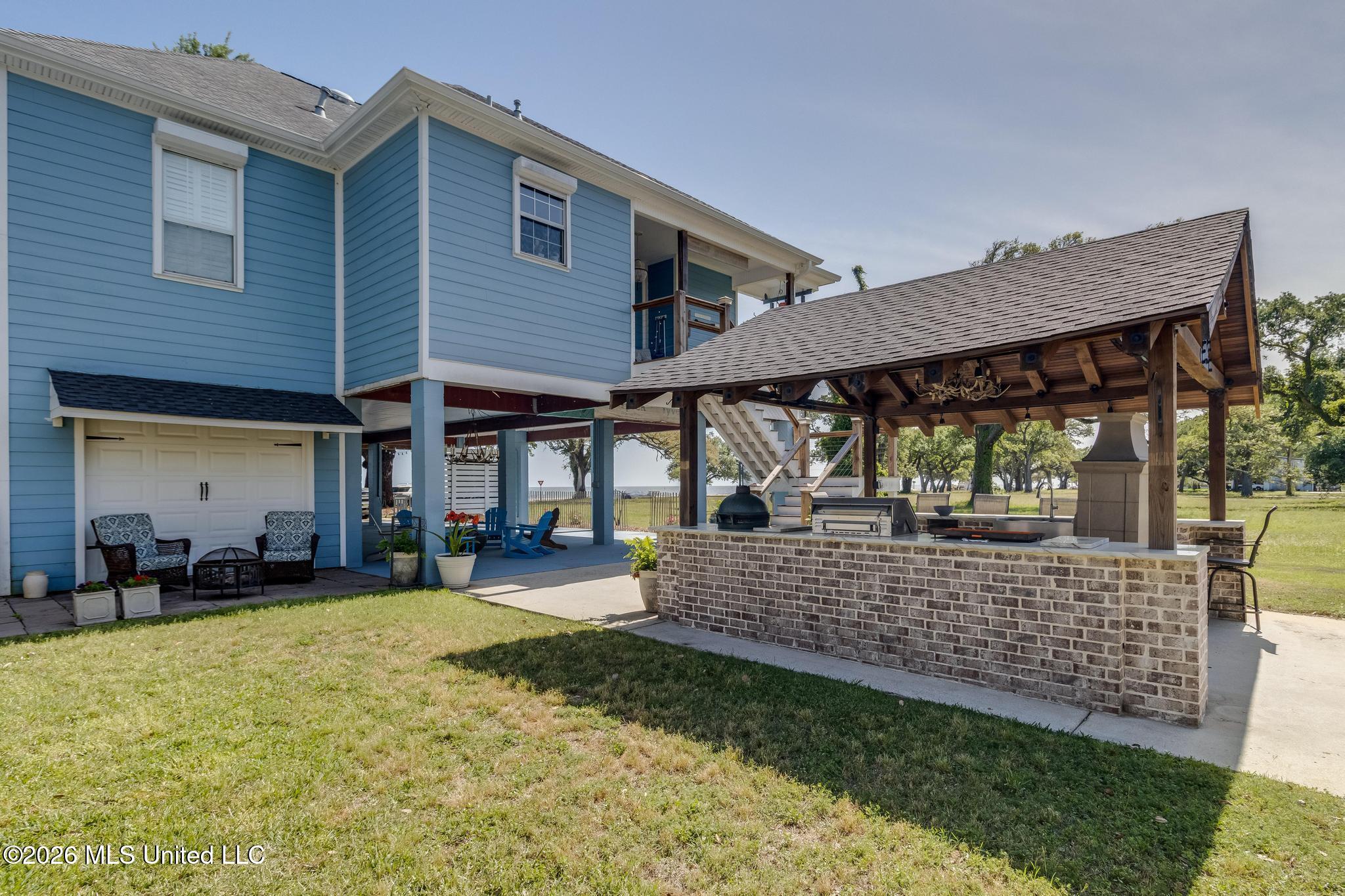 432 W Beach Boulevard Property Photo 38