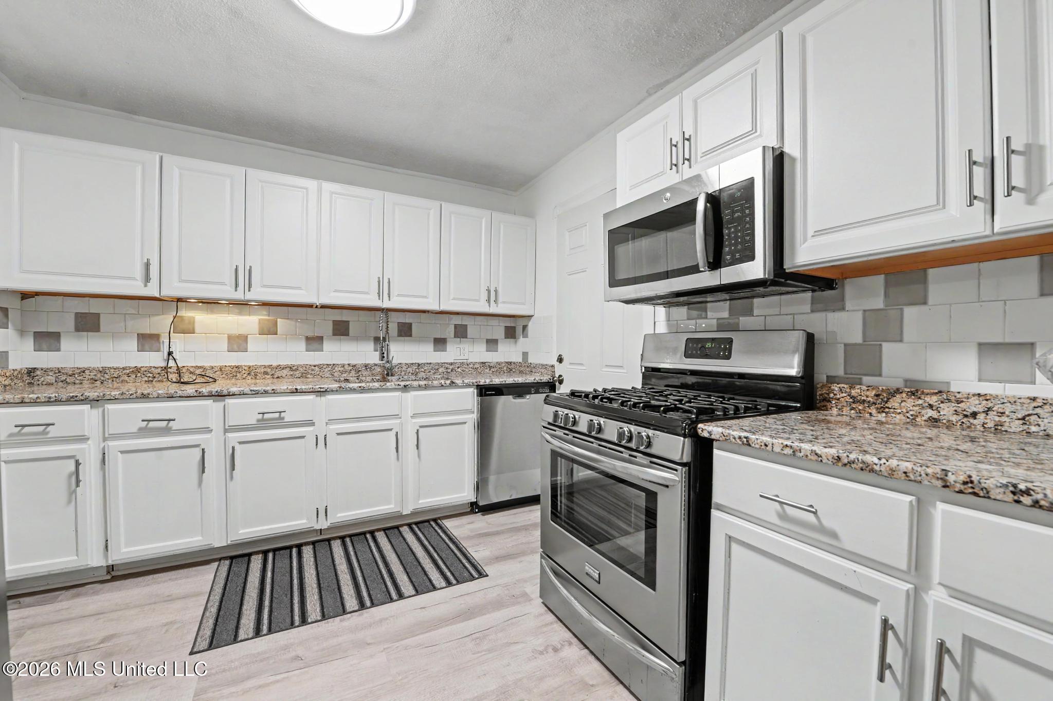 3214 Wesley Street Property Photo 6
