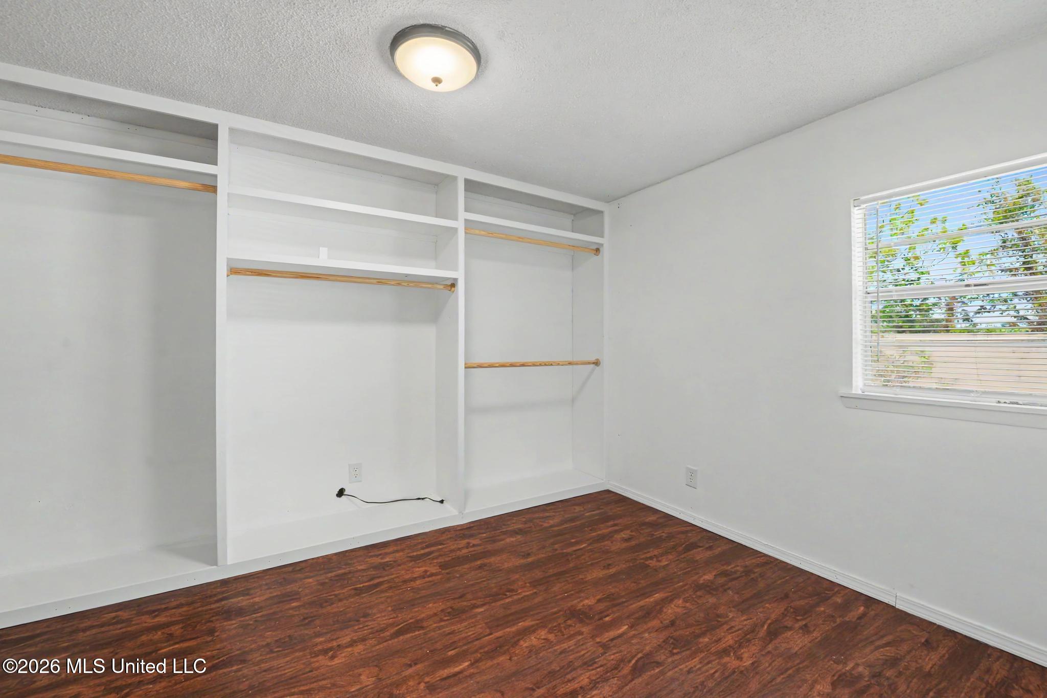 3214 Wesley Street Property Photo 11