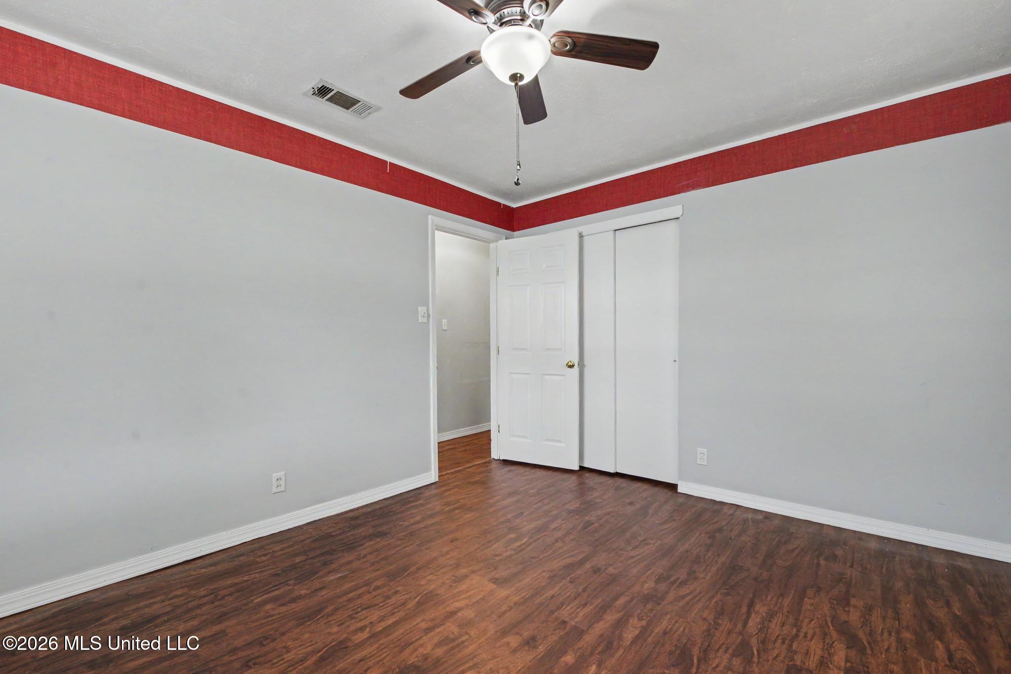 3214 Wesley Street Property Photo 17