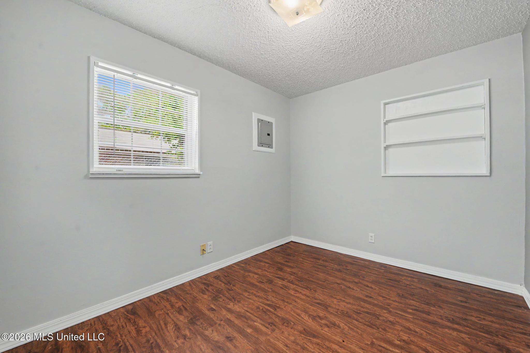 3214 Wesley Street Property Photo 18