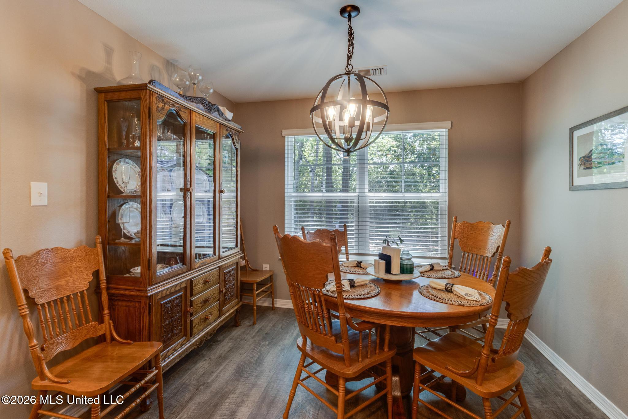 515 Peach Street Property Photo 13