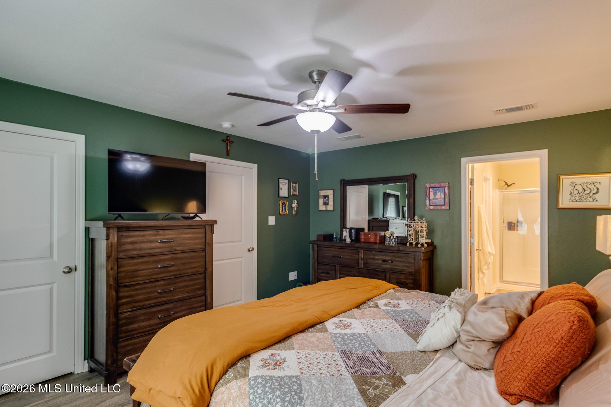 515 Peach Street Property Photo 16